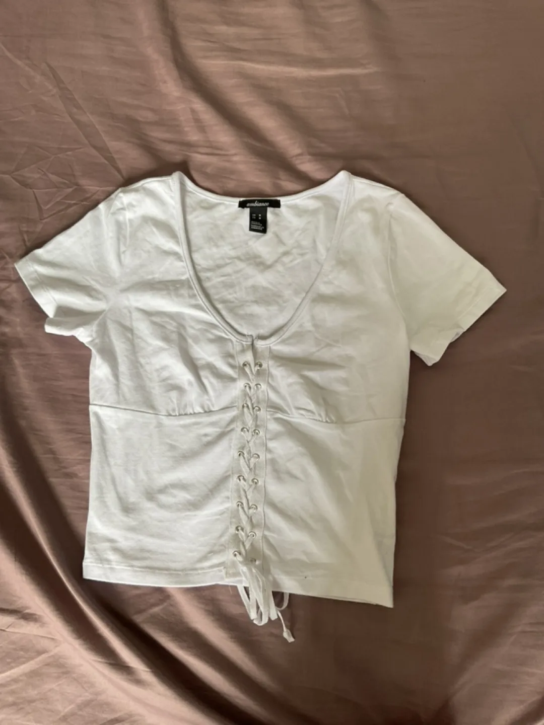 White Lace-Up Crop Top - Size M thumbnail