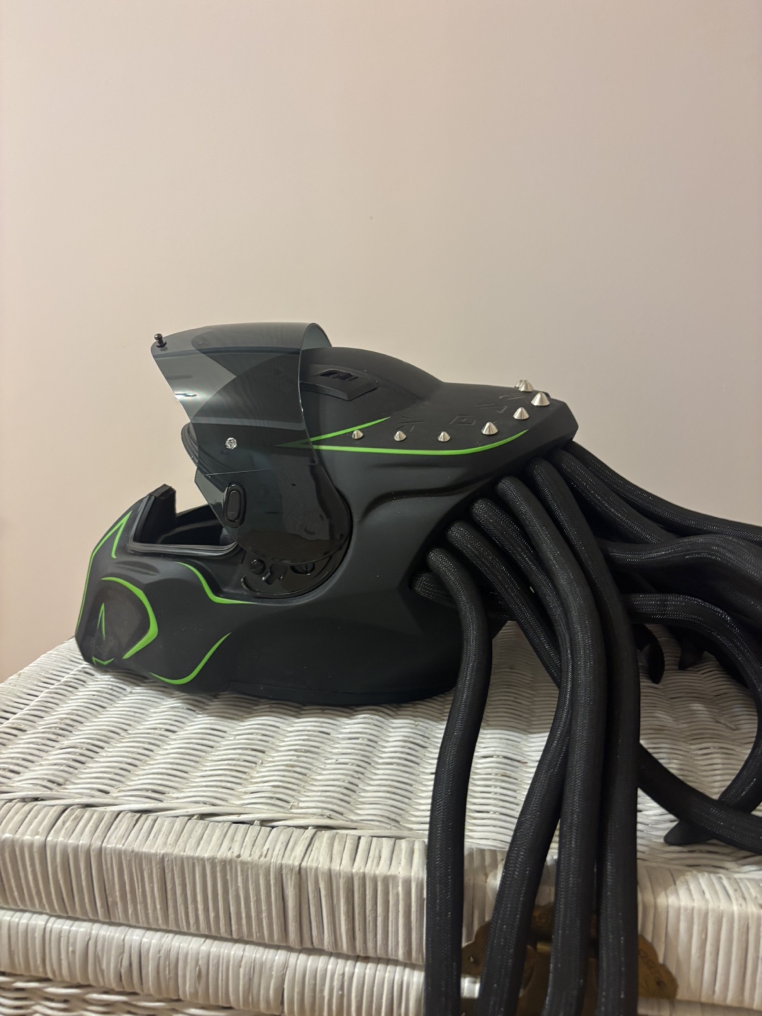 Predator Style Motorcycle Helmet with Dreadlocks - photo 5