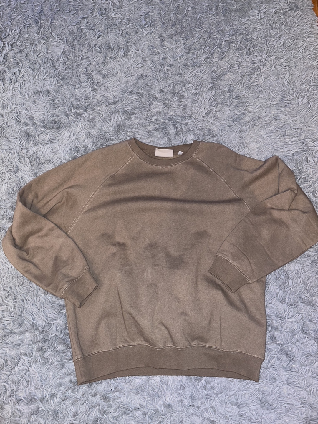 Fear of God Essentials Crewneck - photo 2