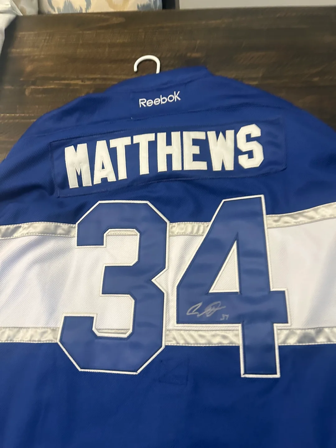 Auston Matthews signed Toronto maple Leafs Hockey Jersey image indicator(8)