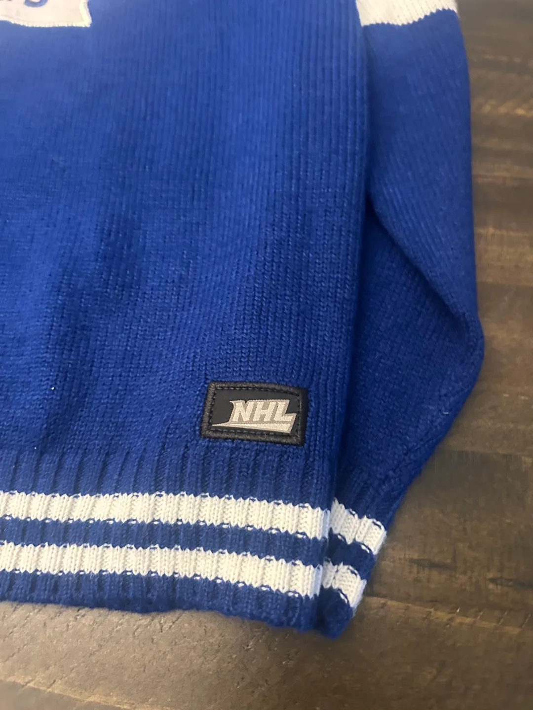 Vintage Toronto Maple Leafs Hockey Sweater/Jersey image indicator(2)