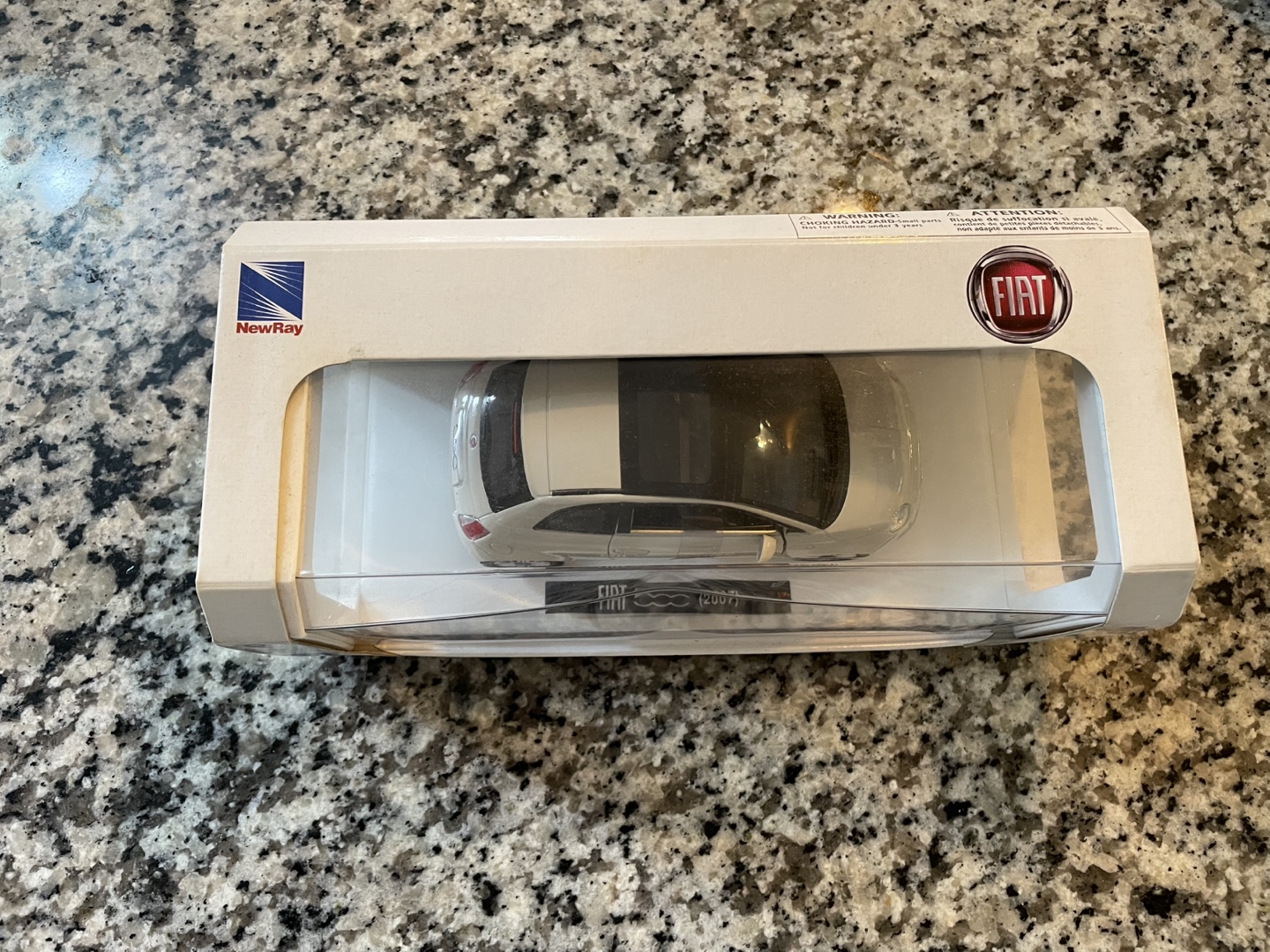 NewRay 1:24 Scale Fiat 500 - photo 2