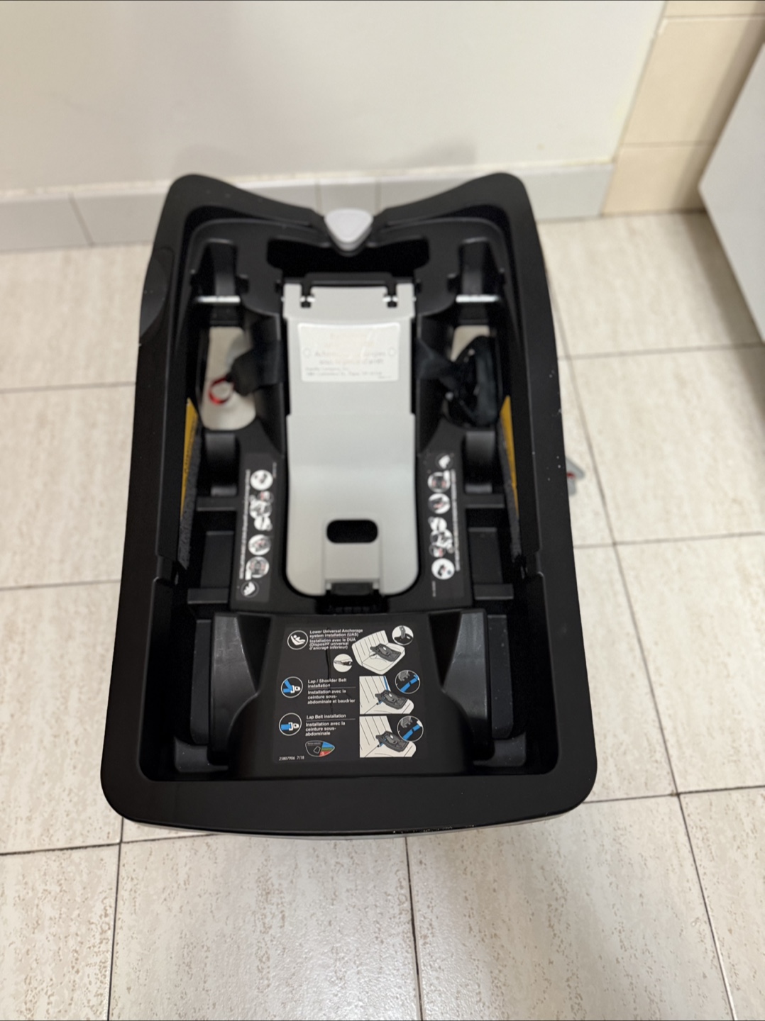 Evenflo gold sensor safe car seat - photo 4