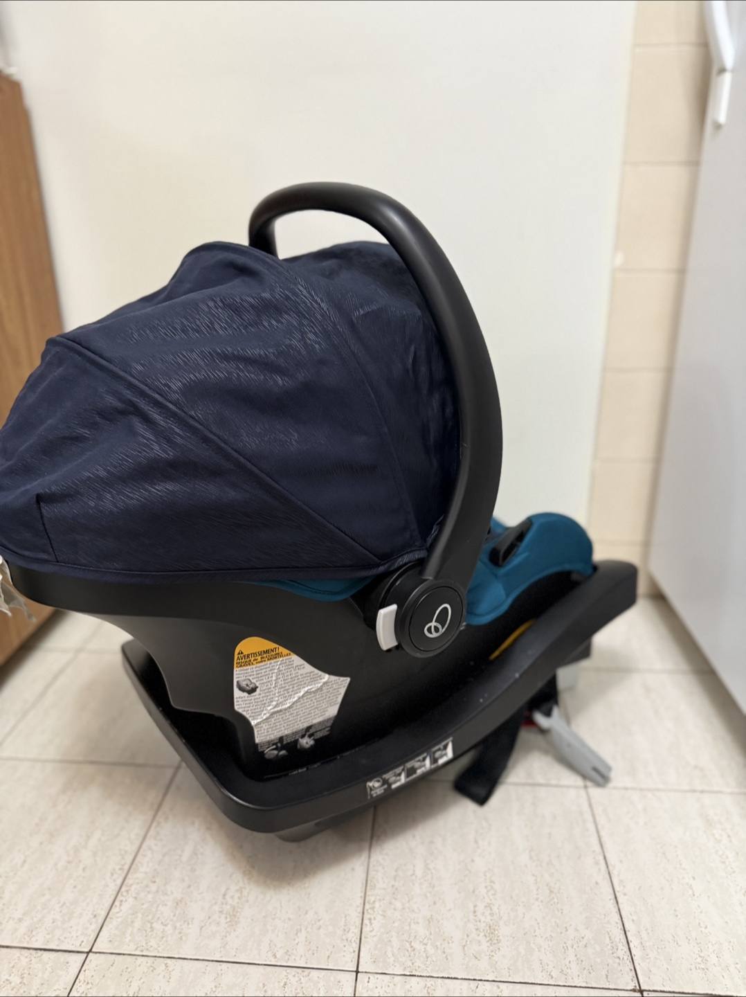 Evenflo gold sensor safe car seat - photo 5