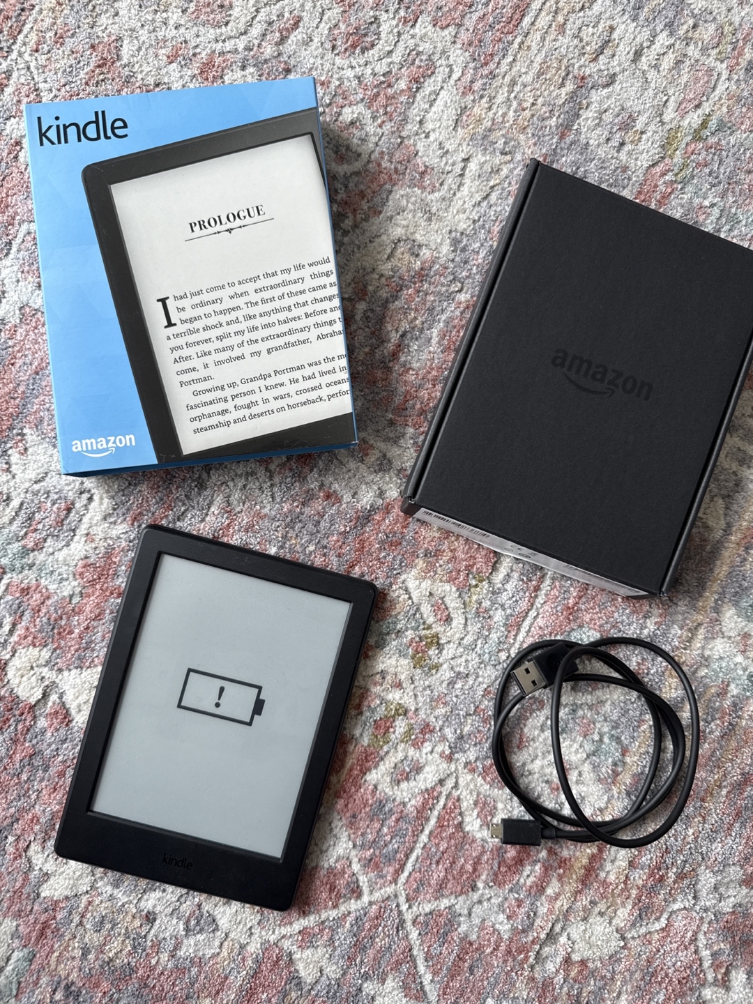 Kindle E-reader with Box and Cable - photo 2