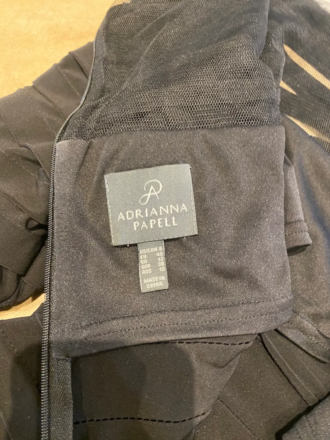 Adrianna Papell Black Dress Size 8 image indicator(3)