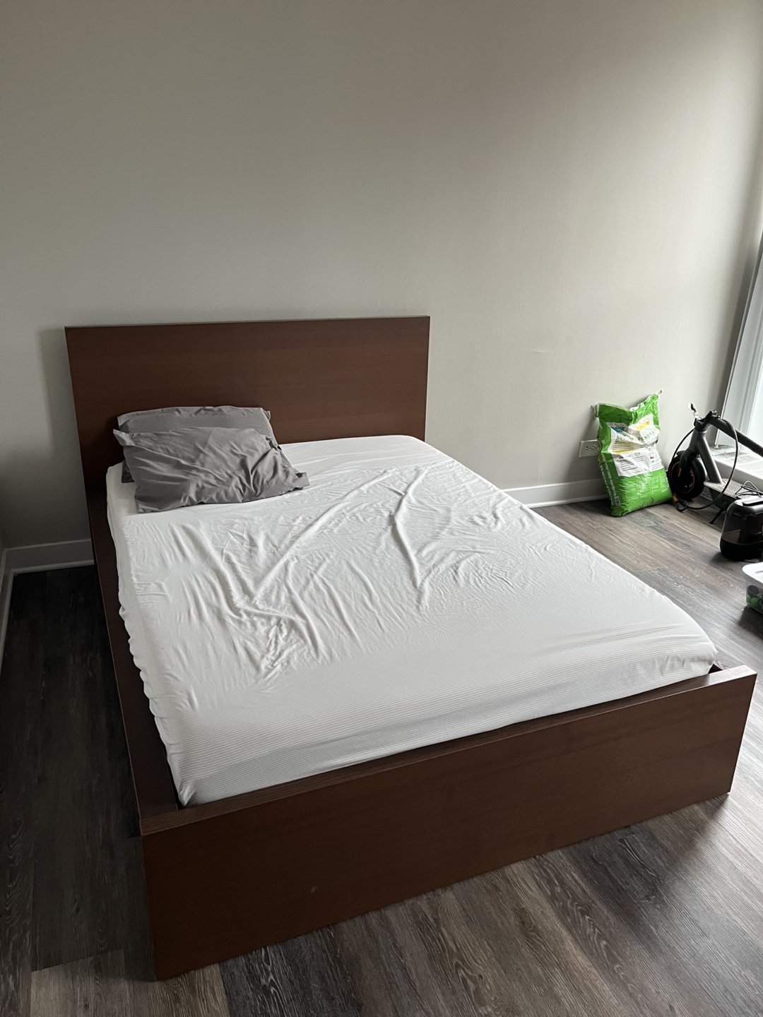 IKEA MALM Full Bed Frame - Dark Brown - photo 4