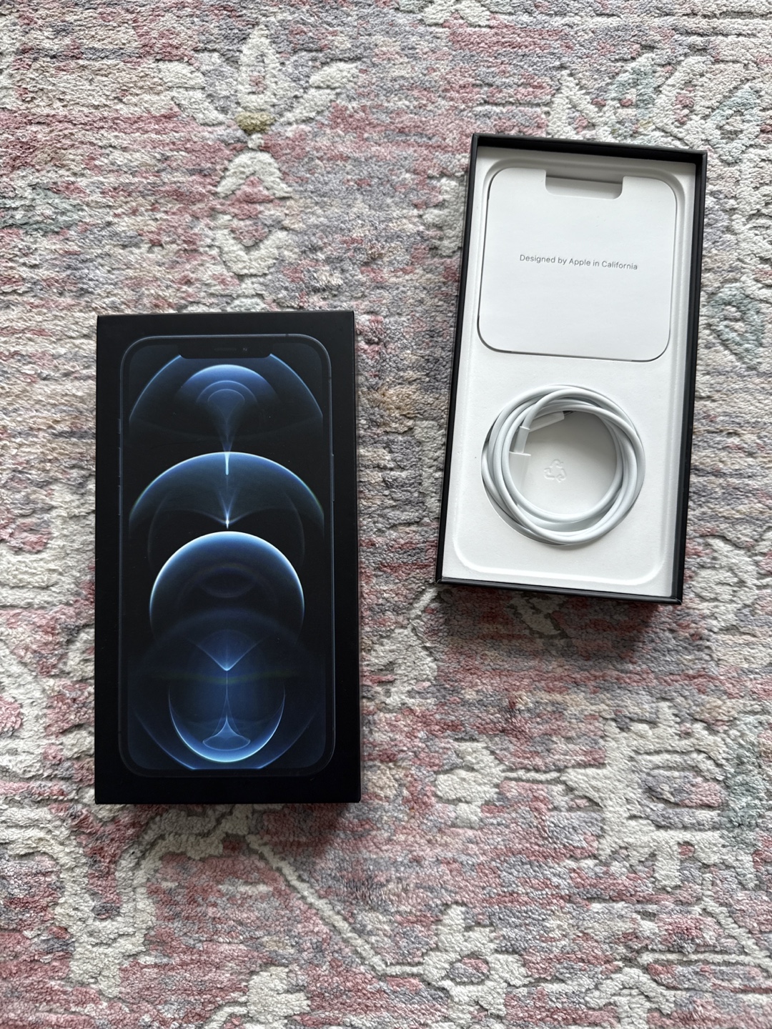 iPhone 12 Pro Max - Black - 128Gb - Boxed with accessories - photo 3