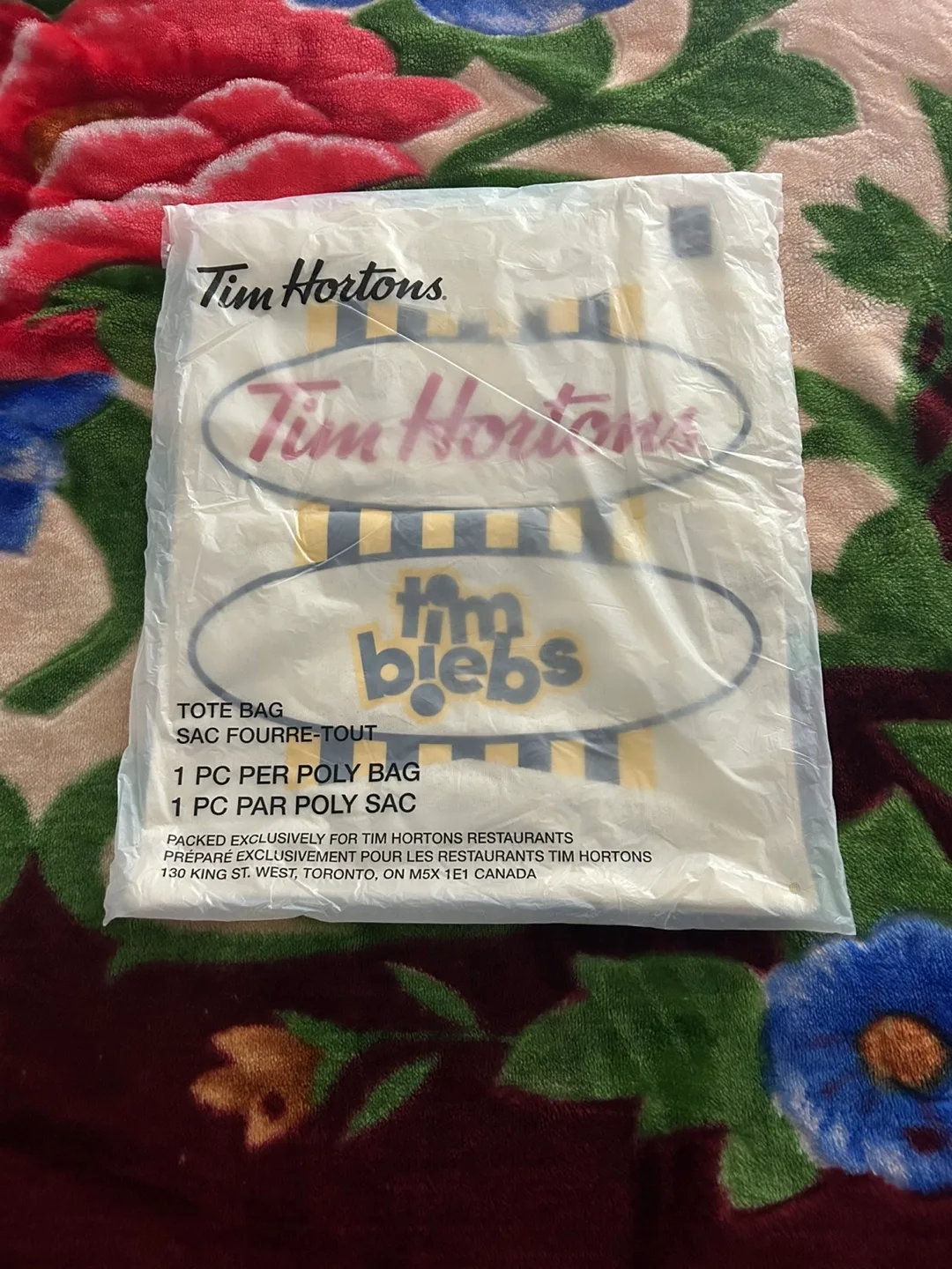 Tim Horton beibs tote bag image indicator(3)