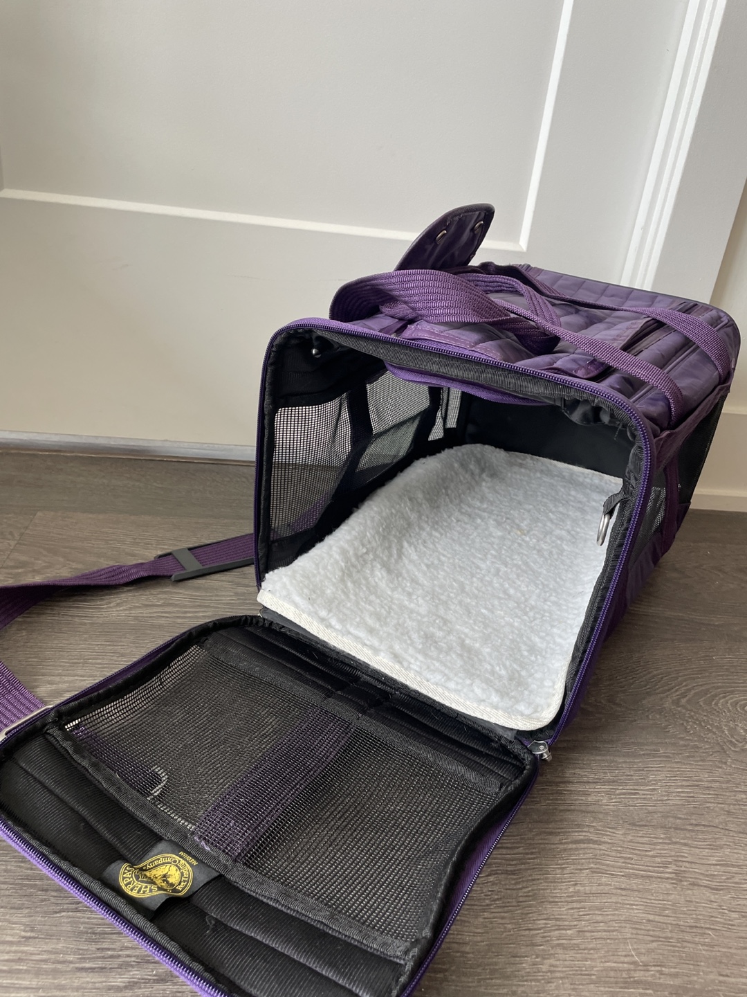 Sherpa Deluxe Pet Carrier, Medium - photo 4