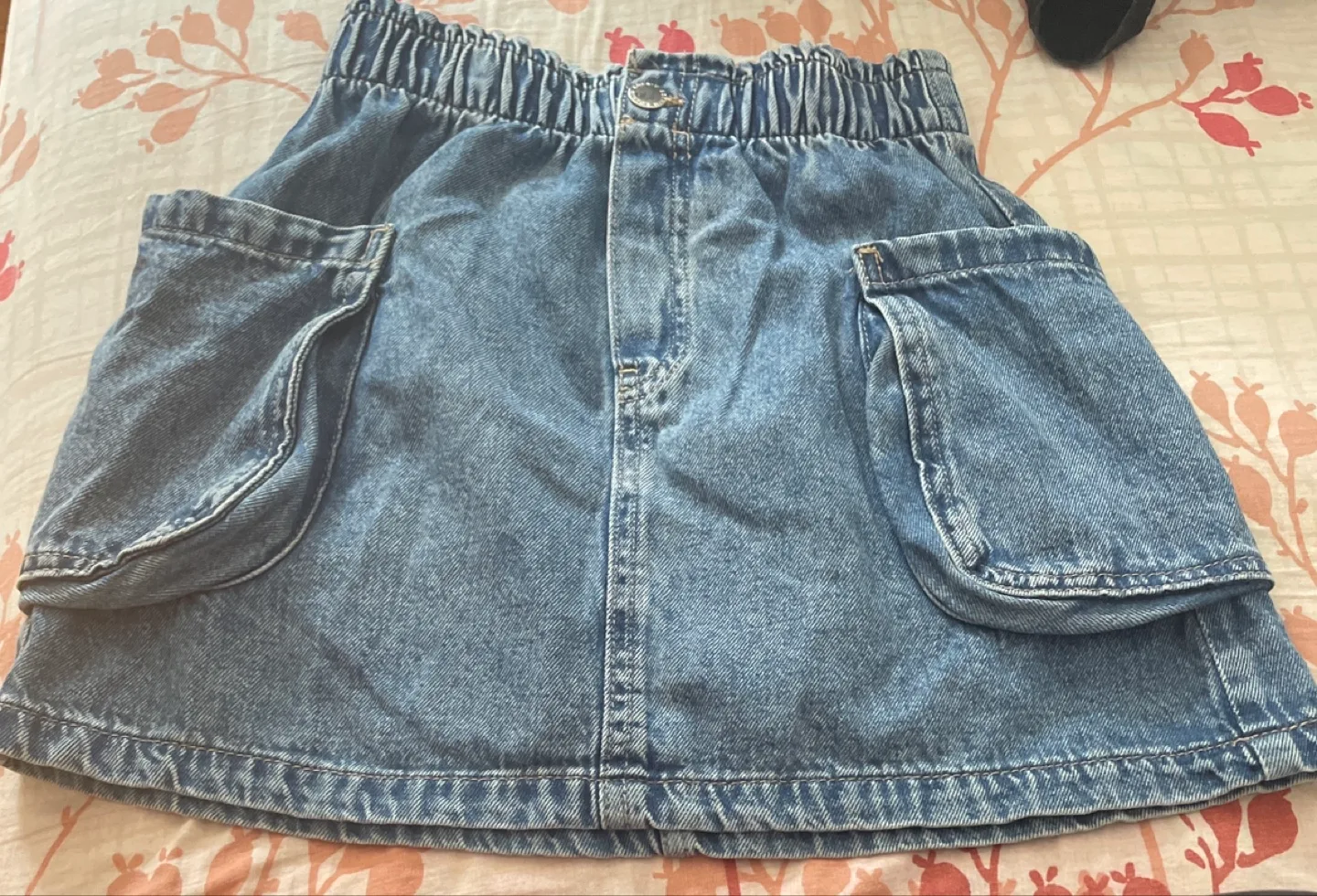 H&M Girls' Denim Mini Skirt with Pockets image indicator(2)