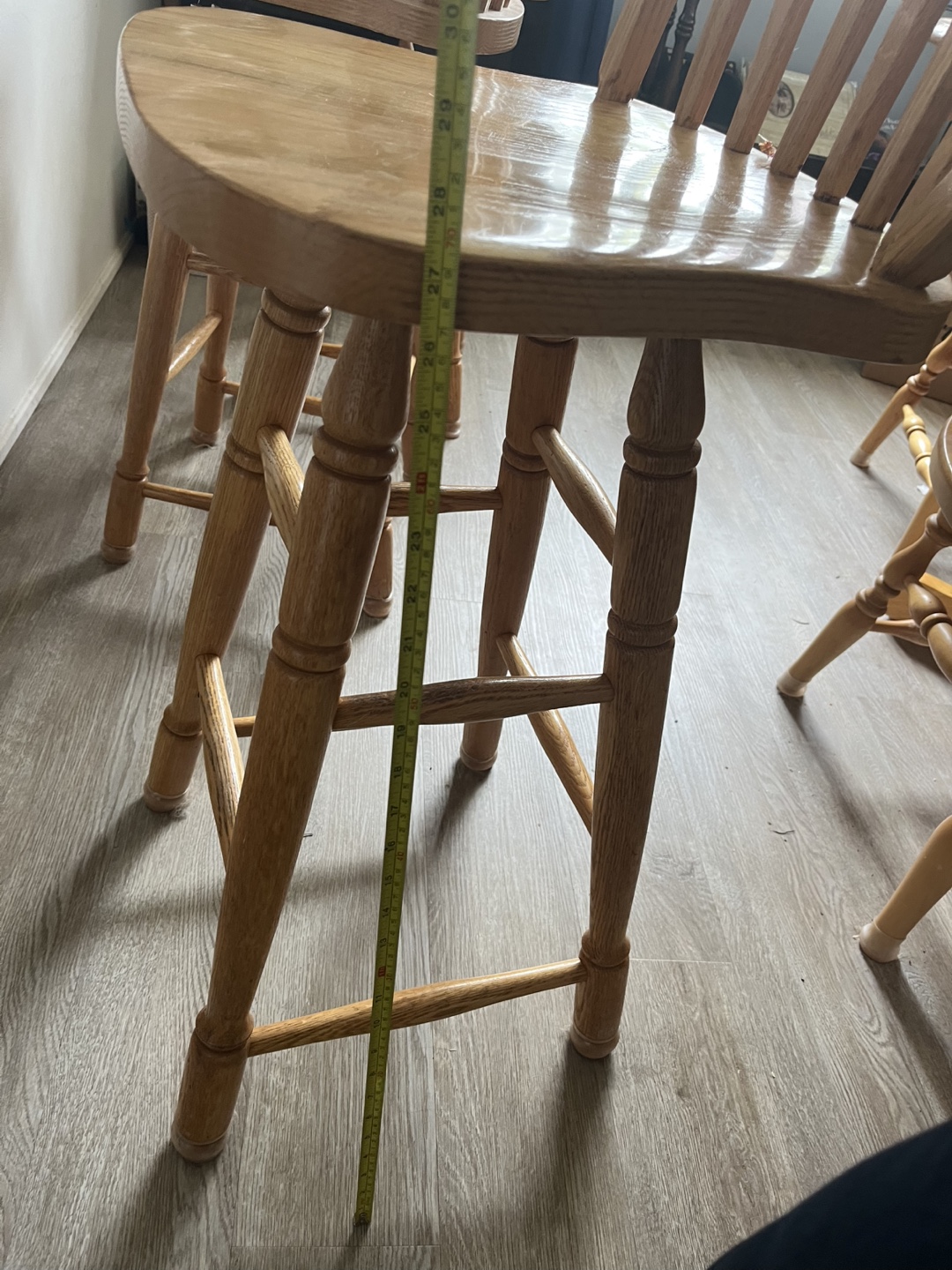 Set of 3 swivel Wooden Bar Stools - photo 2