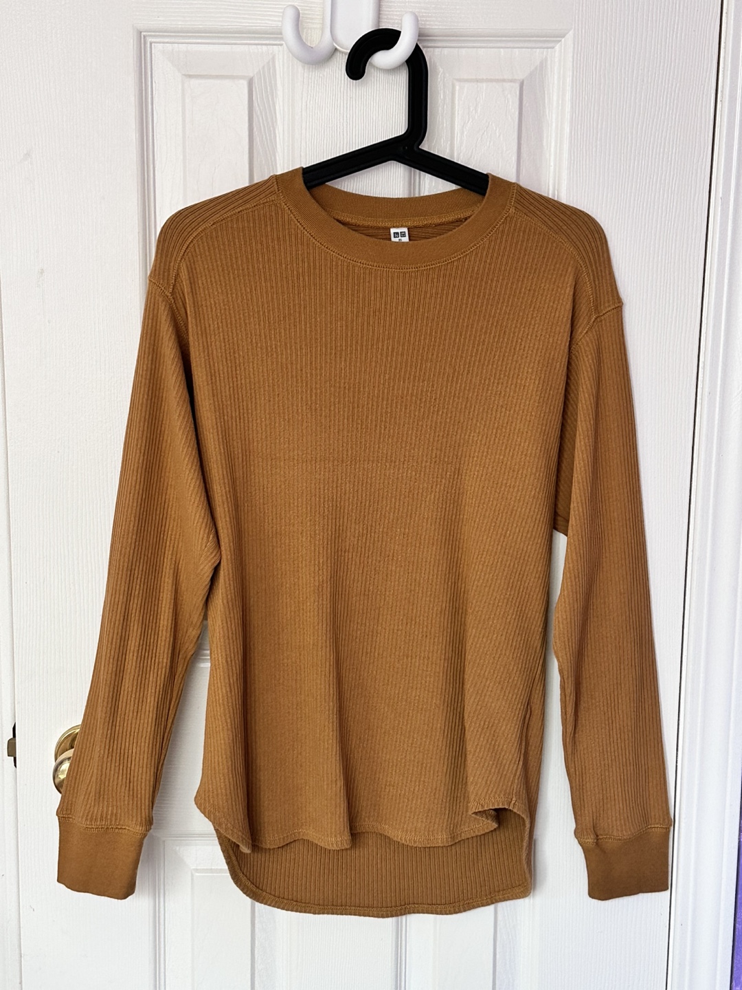 Uniqlo Women's Mustard Yellow Long Sleeve Ribbed Shirt