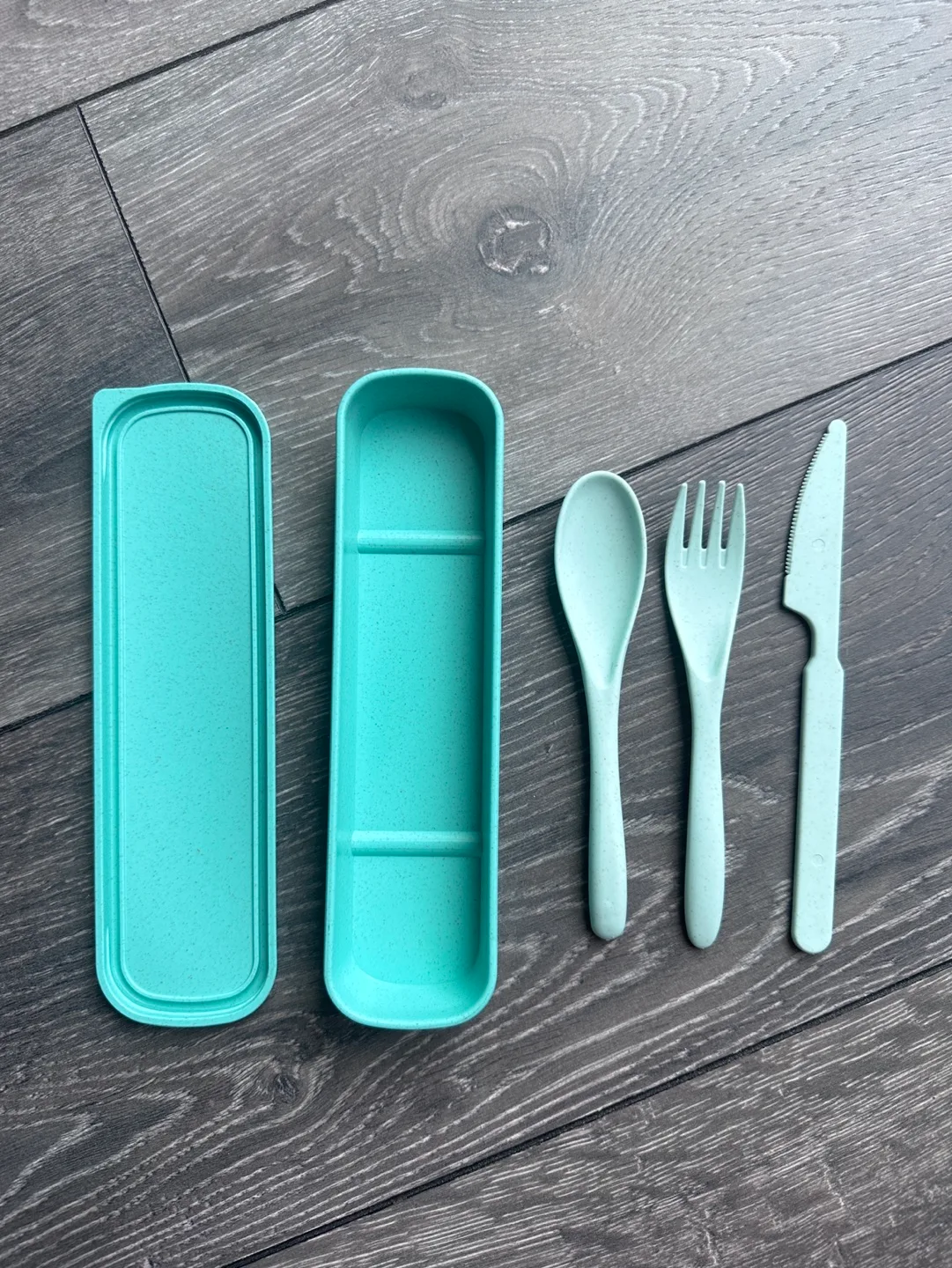 NEW Portable Cutlery Set with Case image indicator(2)