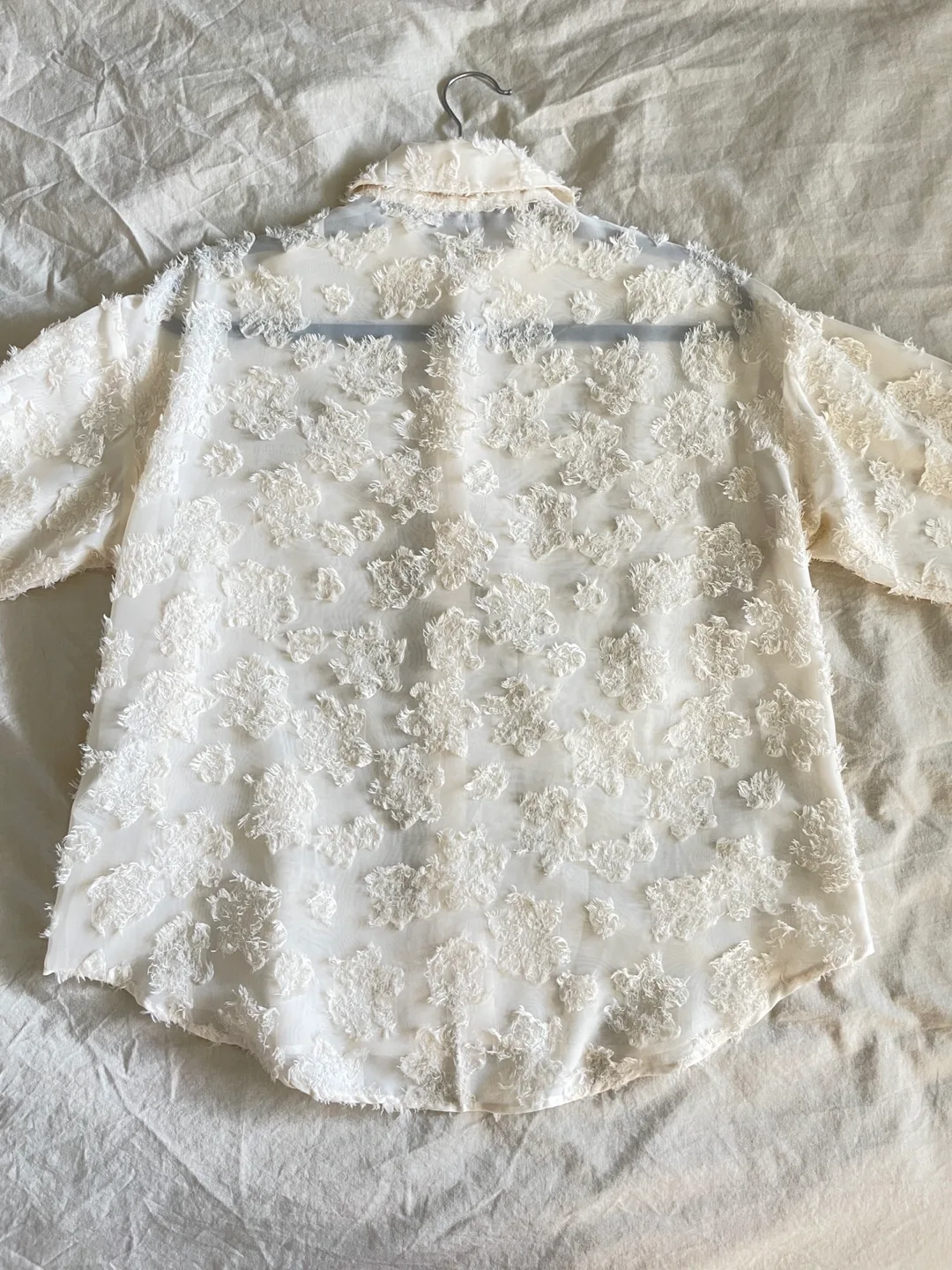 Zara White Embroidered Button-Up Shirt - Size XS image indicator(2)