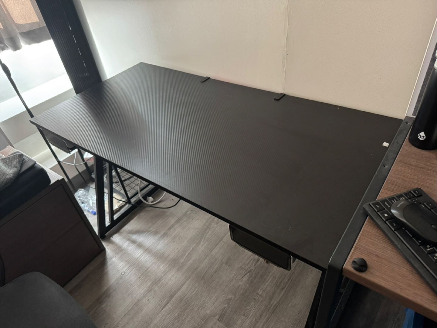 Black Computer Desk with Carbon Fibre Texture