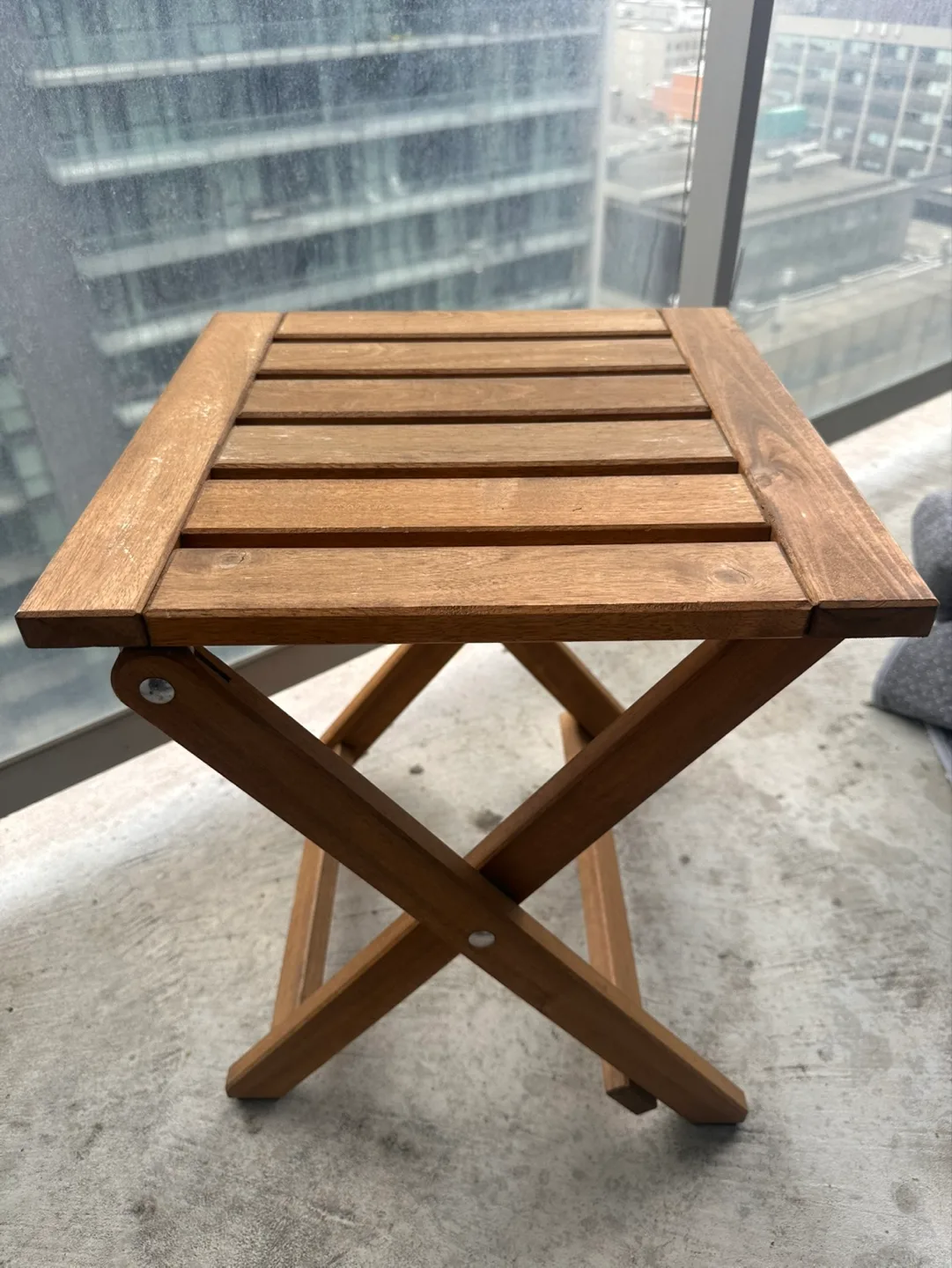 Wooden Folding Patio Table thumbnail