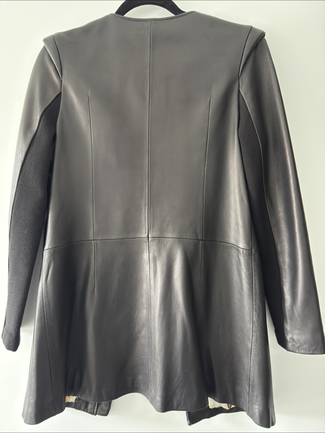 Ted Baker Women's Black Leather Jacket Size 4 - photo 3