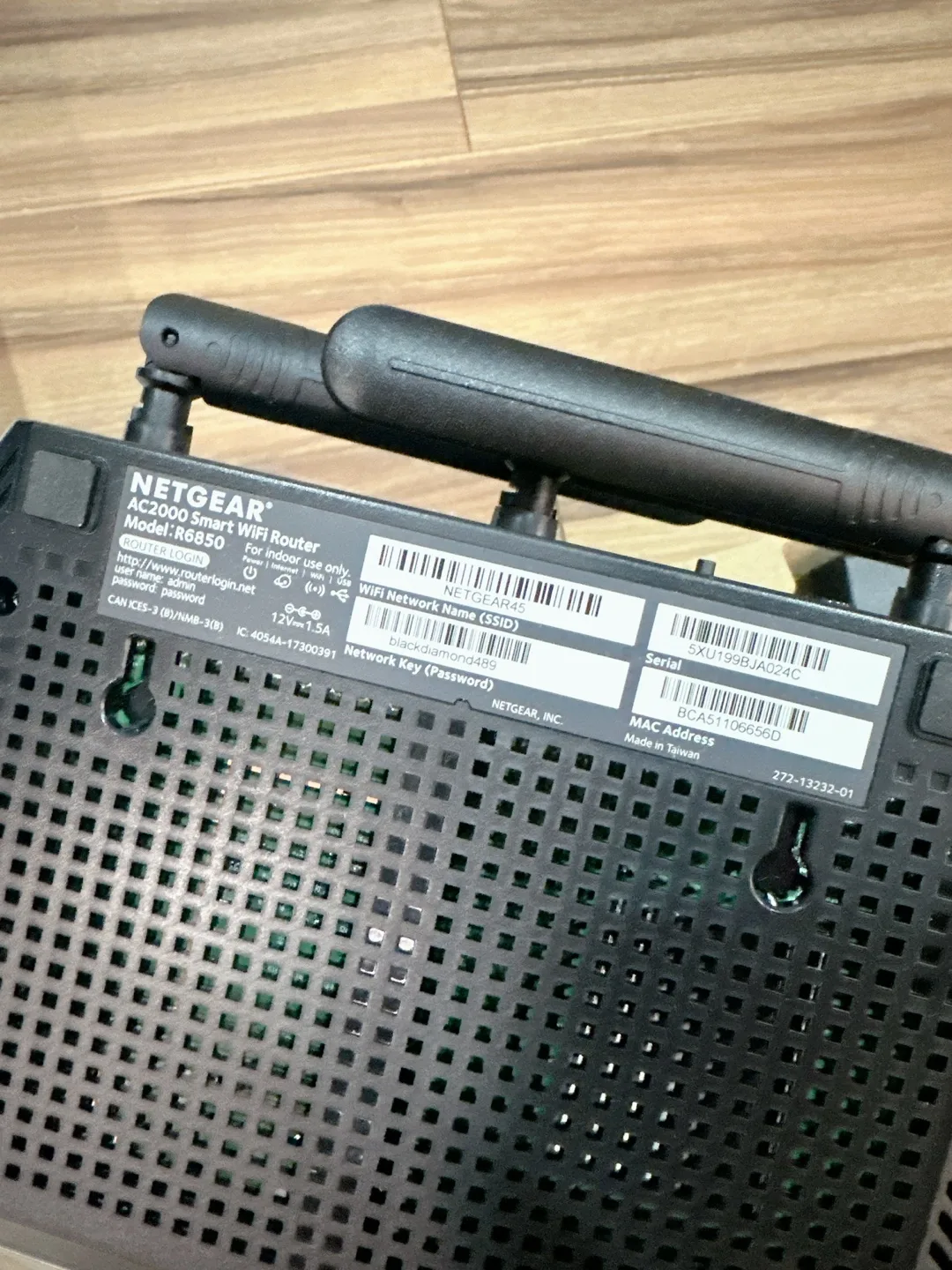 New NETGEAR AC2000 Smart WiFi Router image indicator(9)