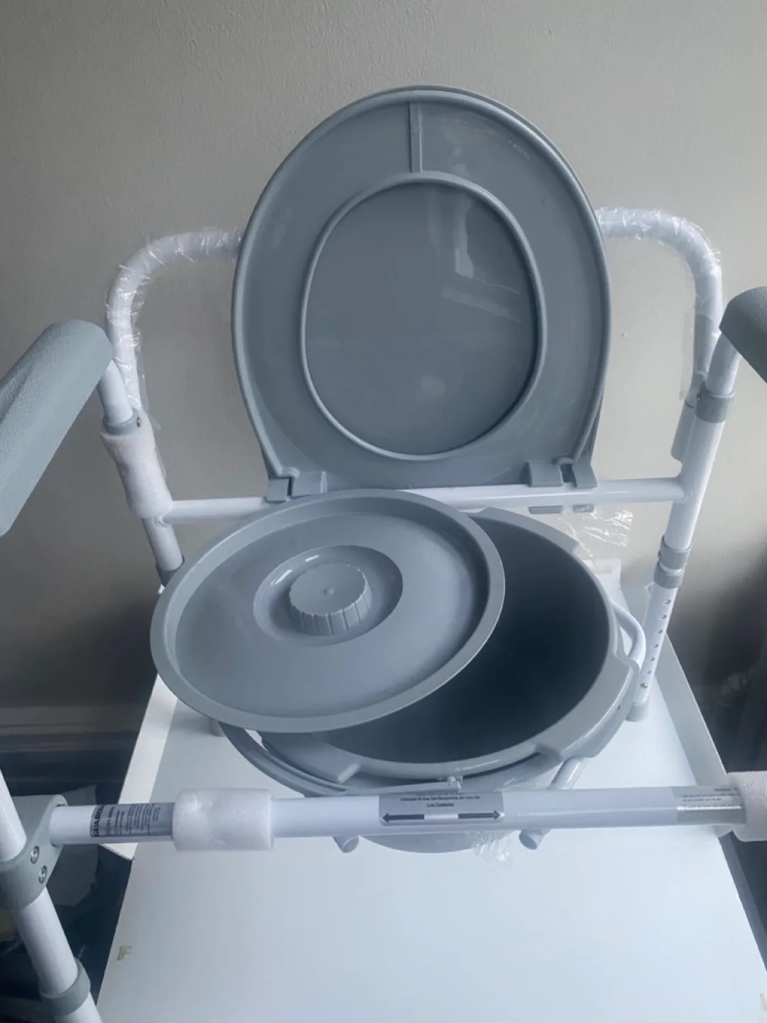 Portable Toilet/ Commode💚 image indicator(2)