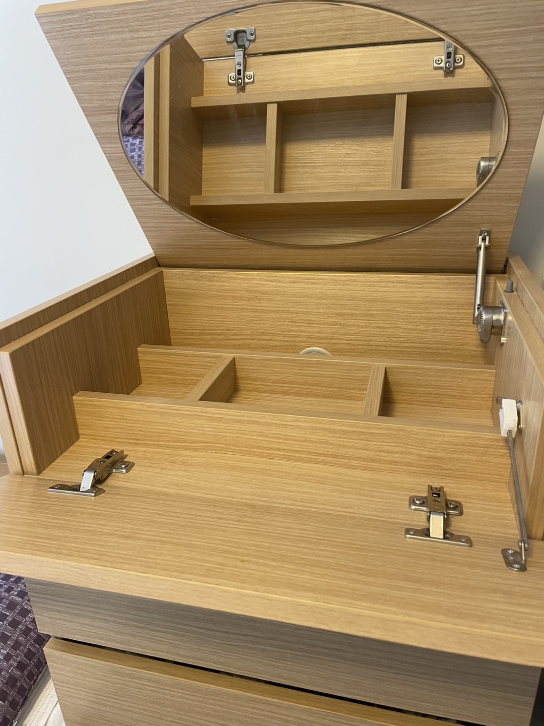 Wooden Vanity Dresser with Mirror and Drawers - photo 4
