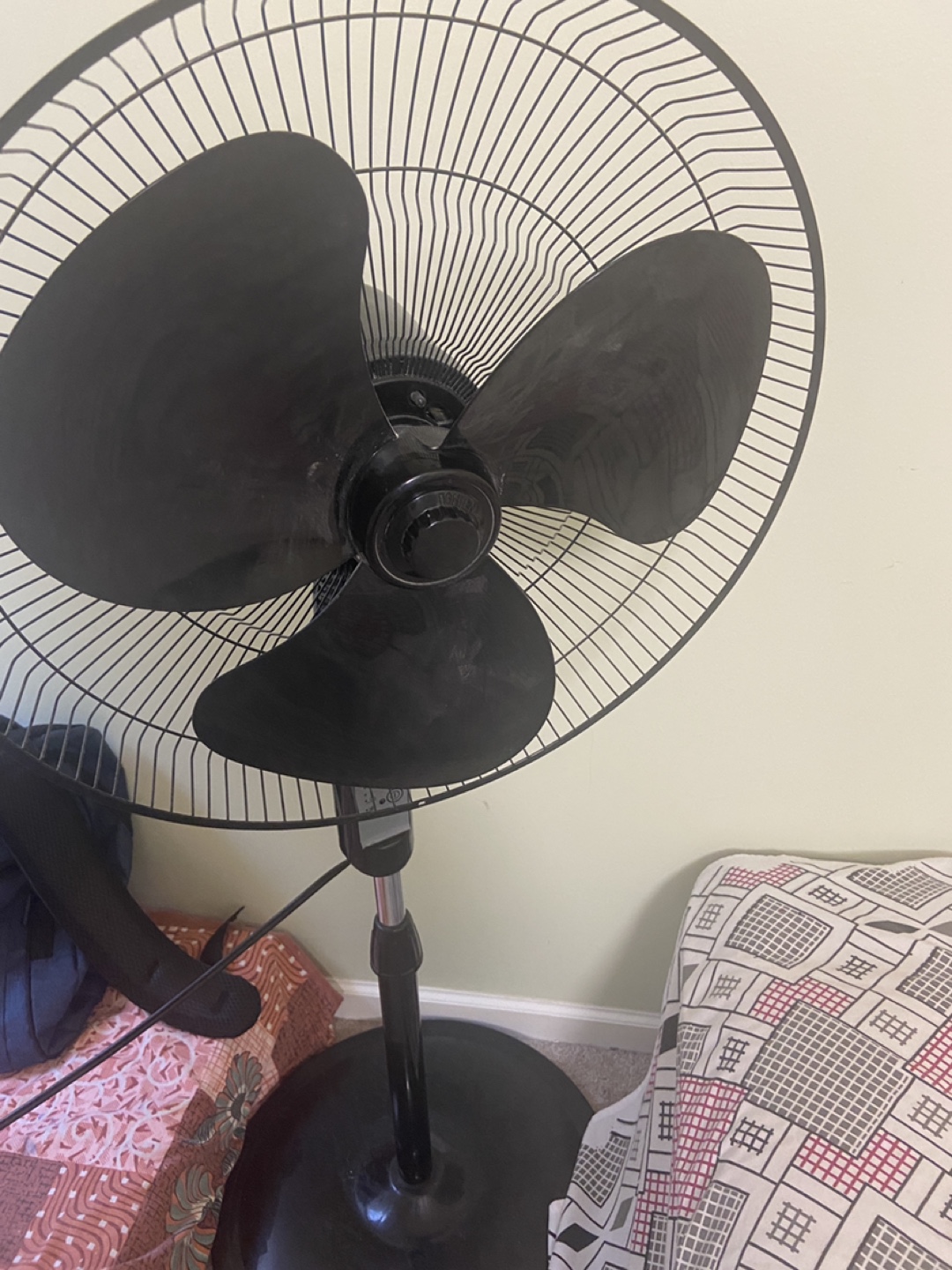 Black Stand Fan - photo 2