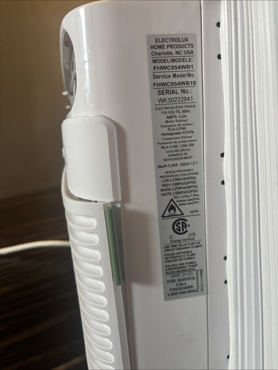 5000 BTU AC Window Unit - photo 3