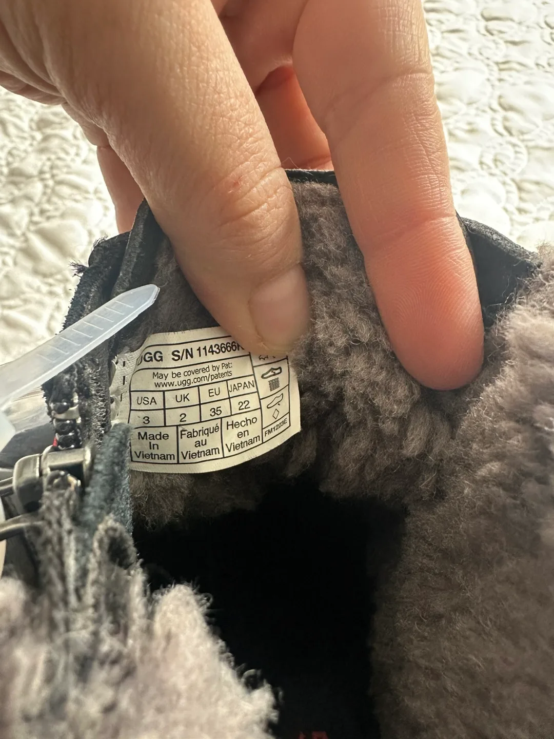 UGG Kids' K Ashton Addie Lace-Up Winter Boots - Size 3 image indicator(4)