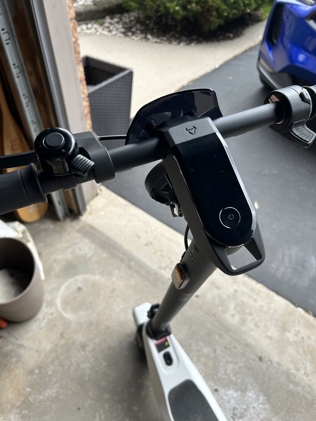 NIU KQi2 Pro Electric Scooter - photo 3