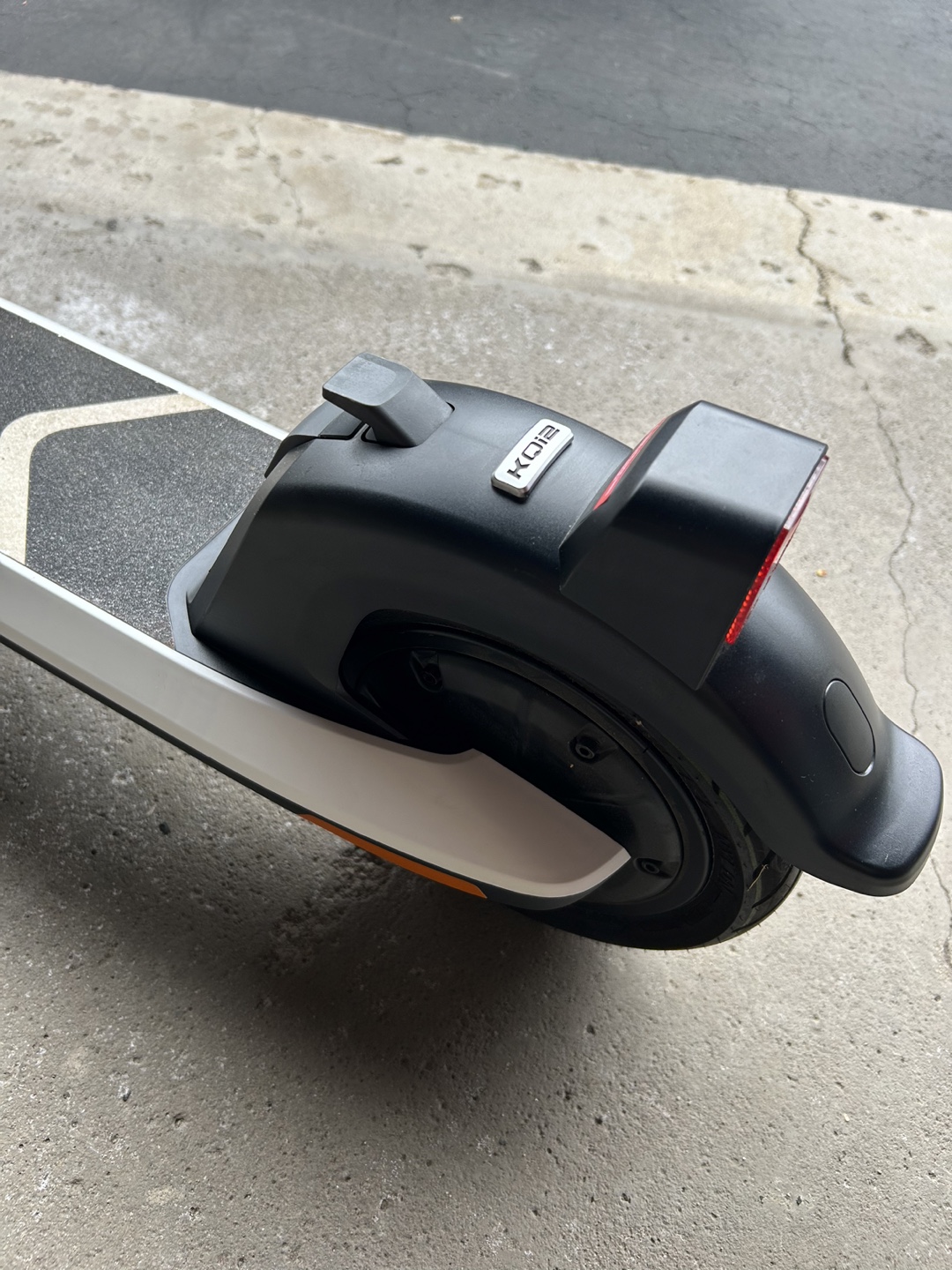 NIU KQi2 Pro Electric Scooter - photo 4