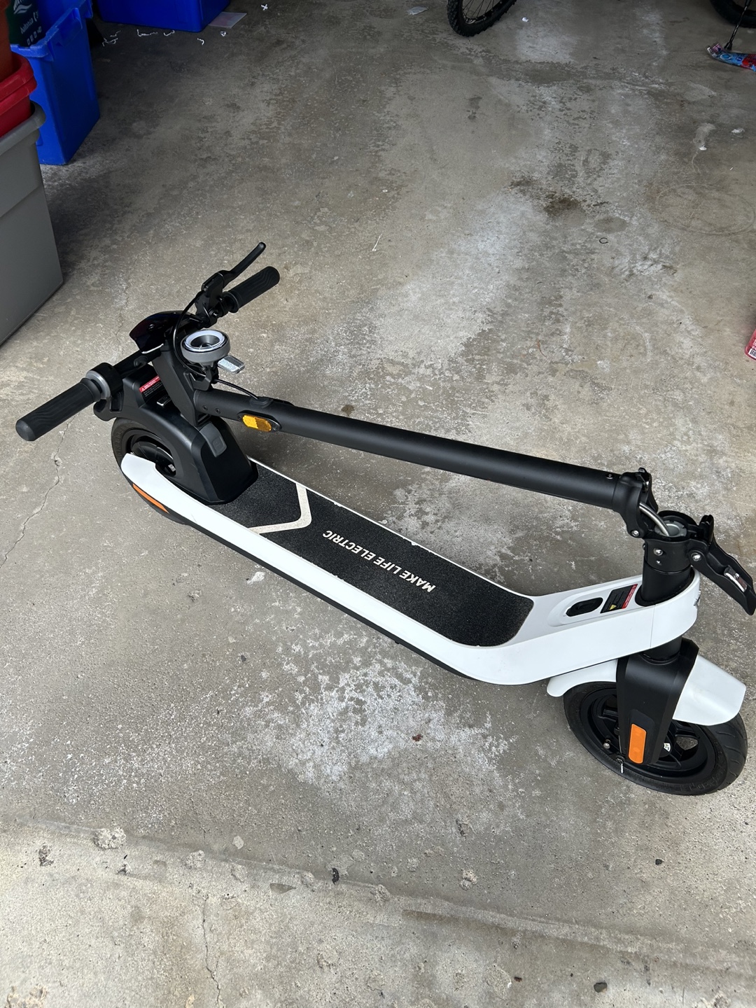 NIU KQi2 Pro Electric Scooter - photo 2