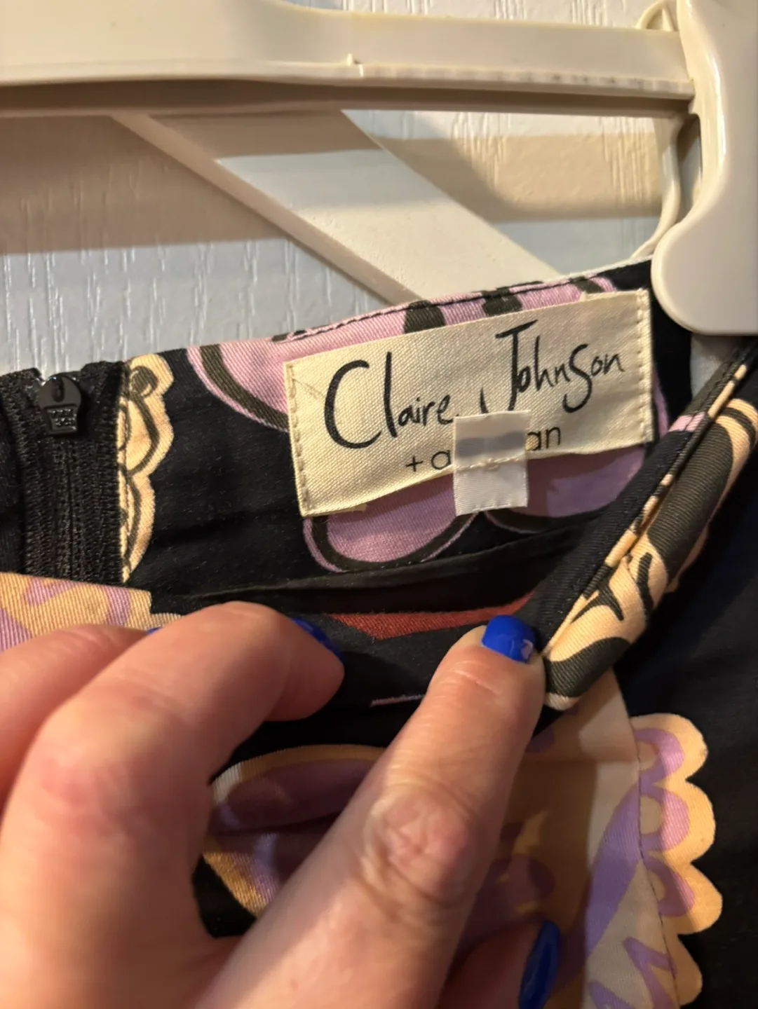 Claire Johnson Pencil Skirt - Size 10 image indicator(2)