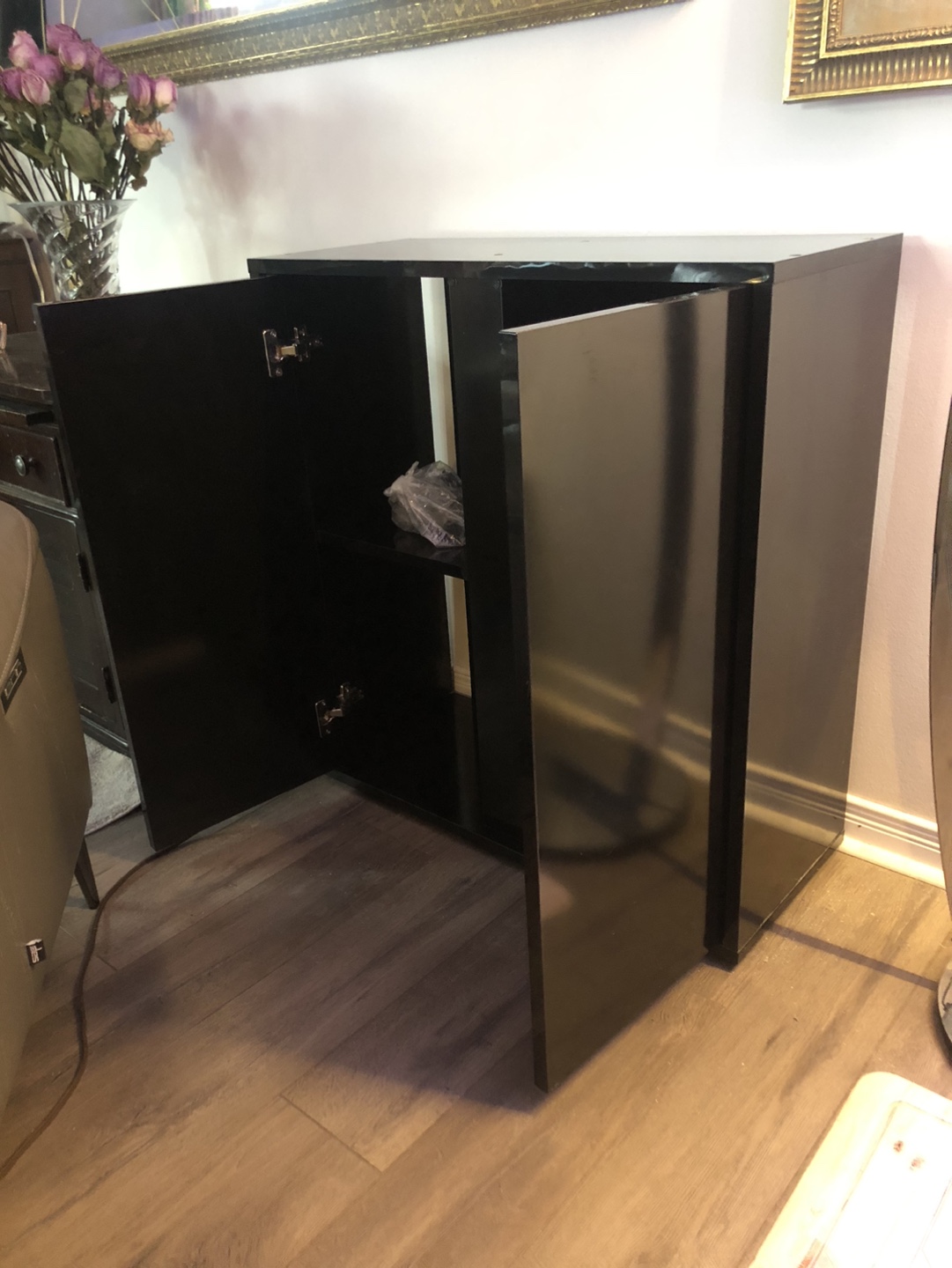 Aquarium stand