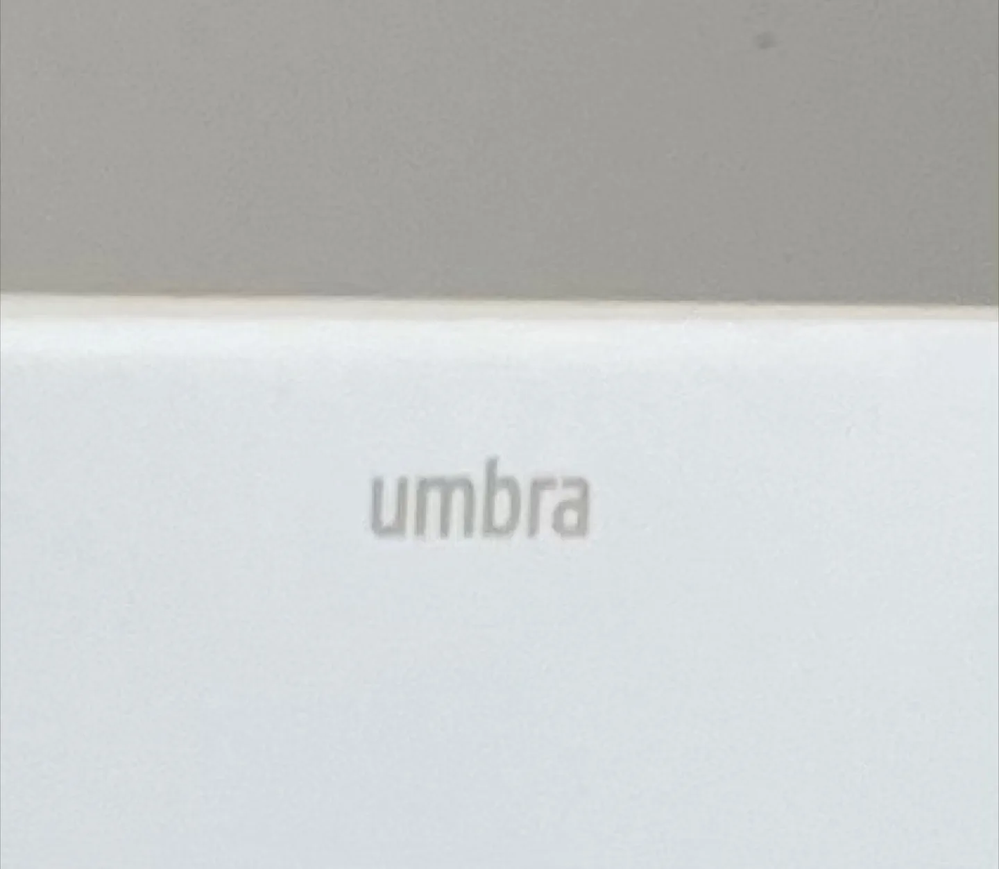 Umbra Triangular Planters - Set of Two image indicator(5)