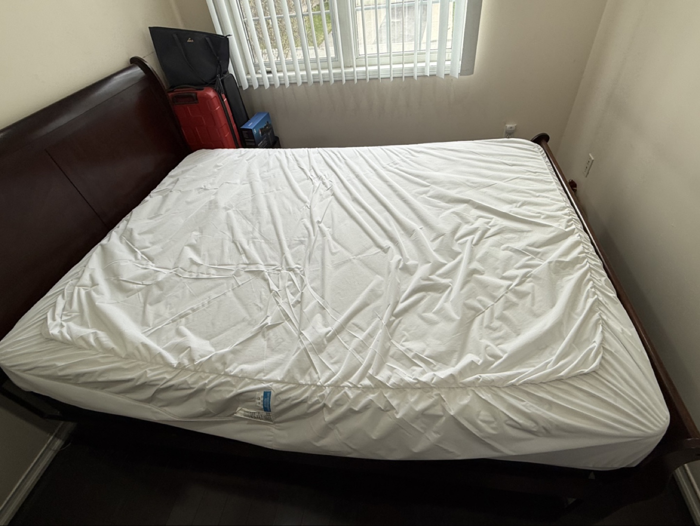 Queen Mattress 7”