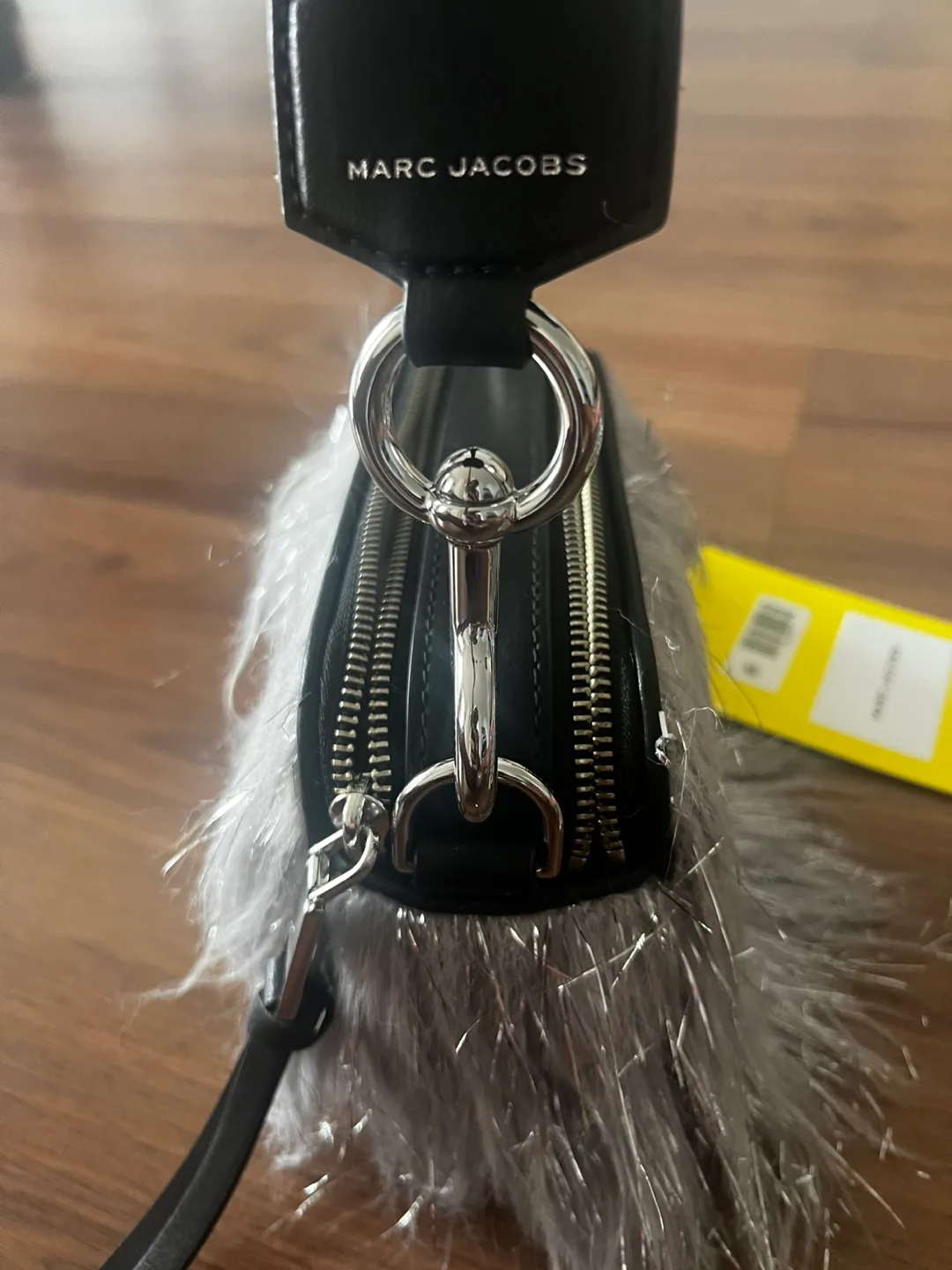 BNWT Marc Jacobs Snapshot Camera Bag Faux Fur image indicator(8)
