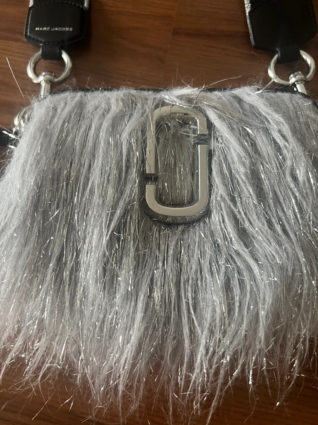 BNWT Marc Jacobs Snapshot Camera Bag Faux Fur image indicator(7)
