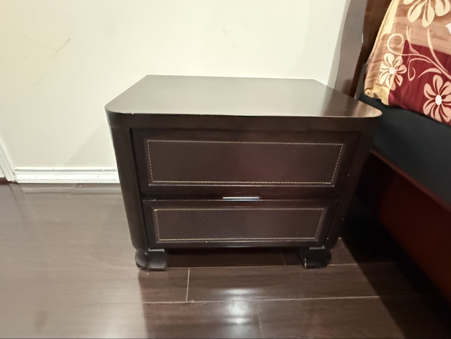 Pair of Dark Brown Wooden Bedside Tables / night stands - photo 2
