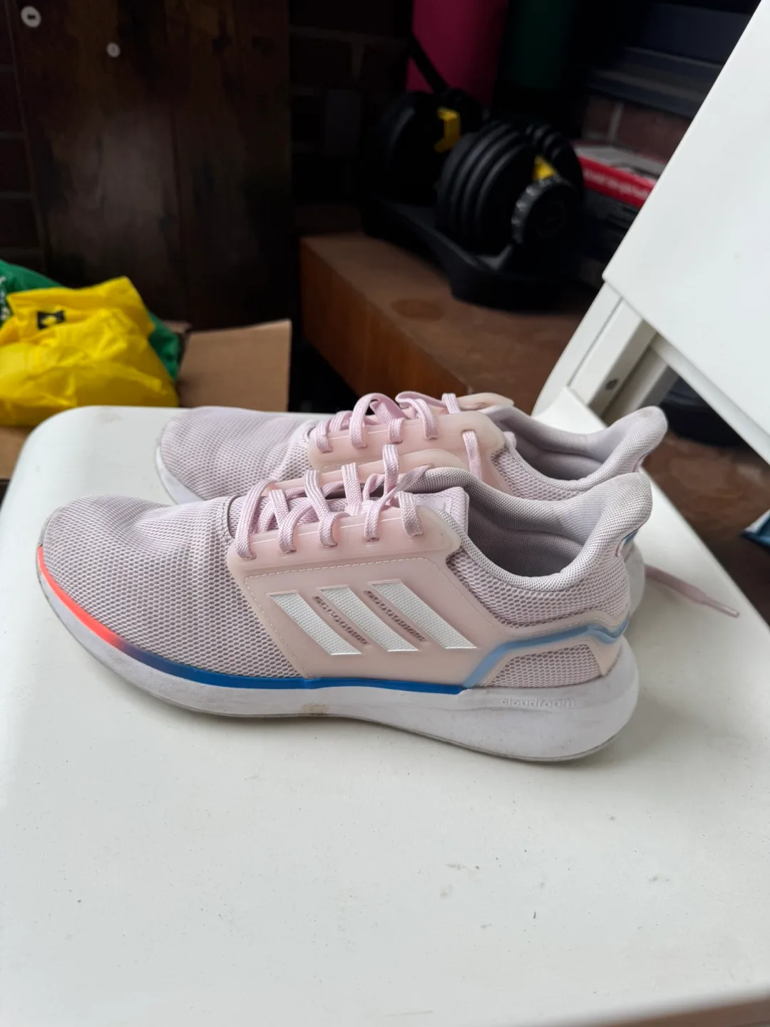 Women's Adidas Running Shoes - Size 10 thumbnail