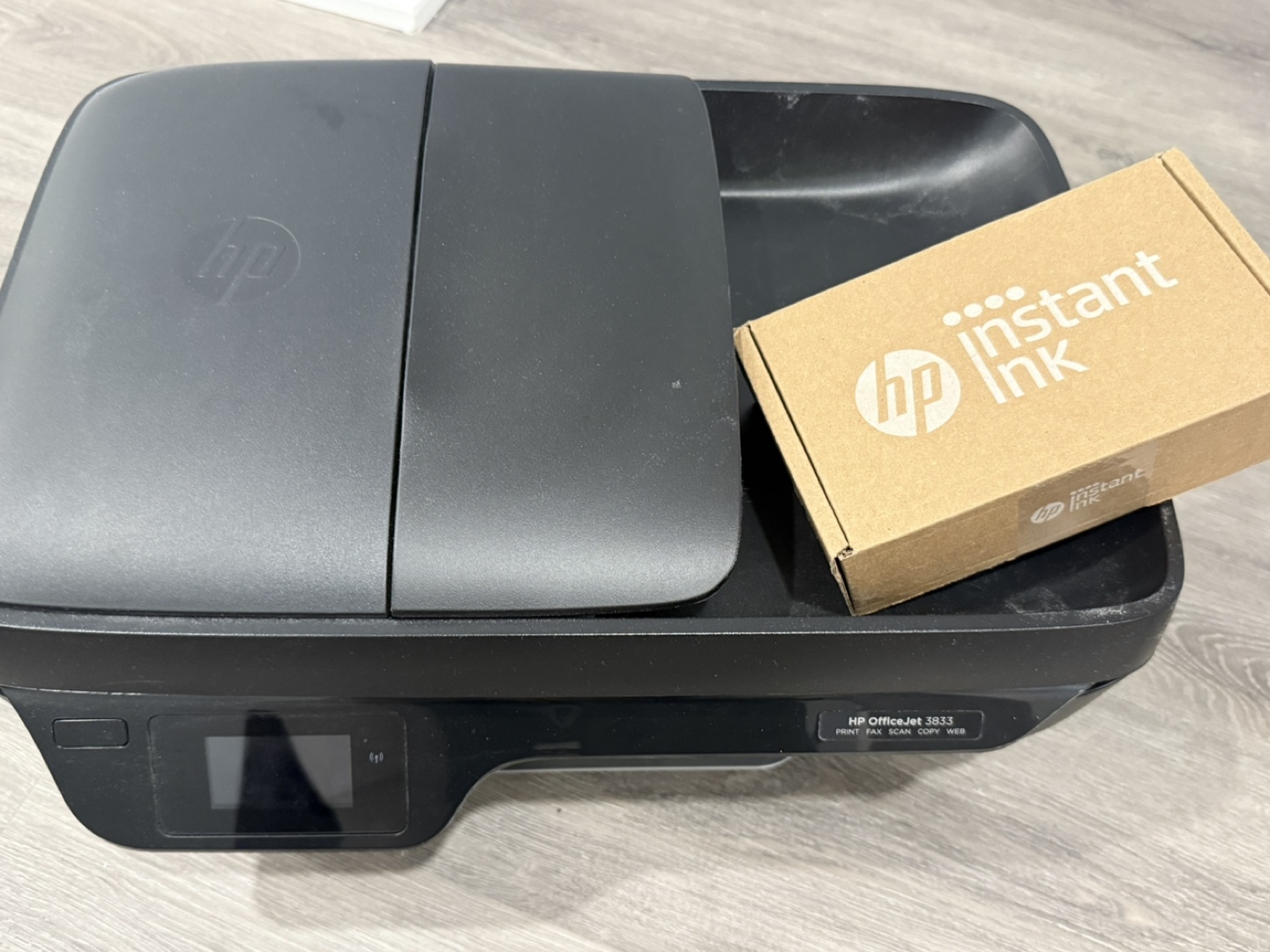 HP OfficeJet 3833 All-in-One Wireless Printer - photo 2