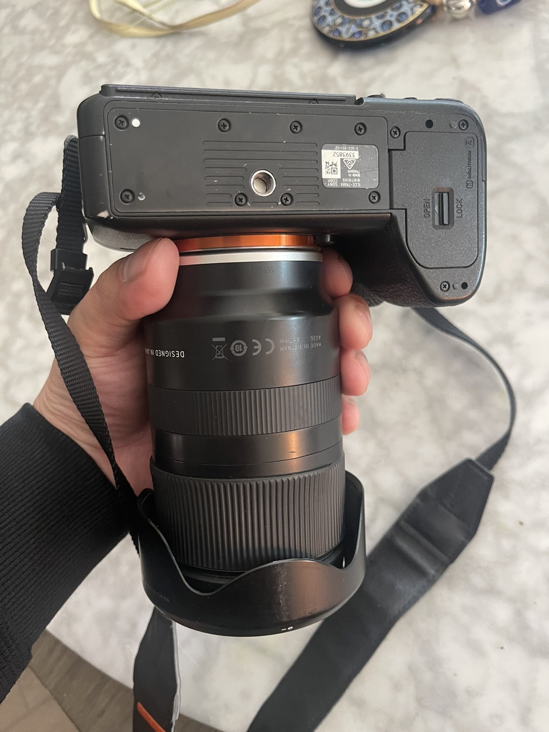 Sony Alpha 7 R4 Mirrorless Camera with Tamron 28-75mm Lens - photo 4
