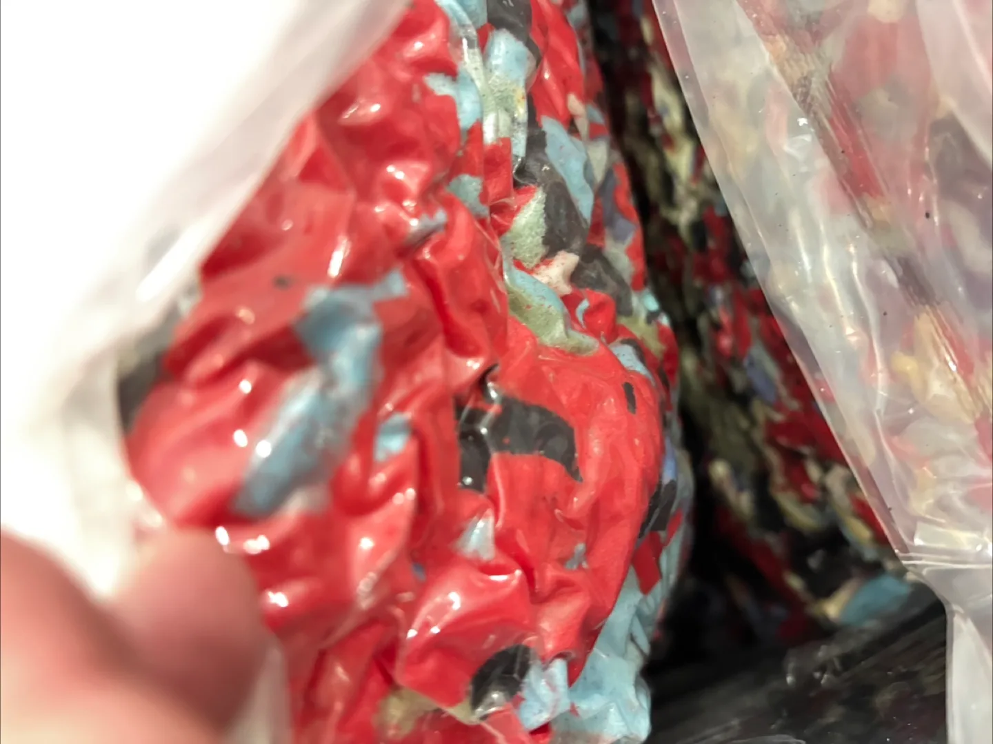 Four Bags of Shredded Memory Foam Filling image indicator(3)