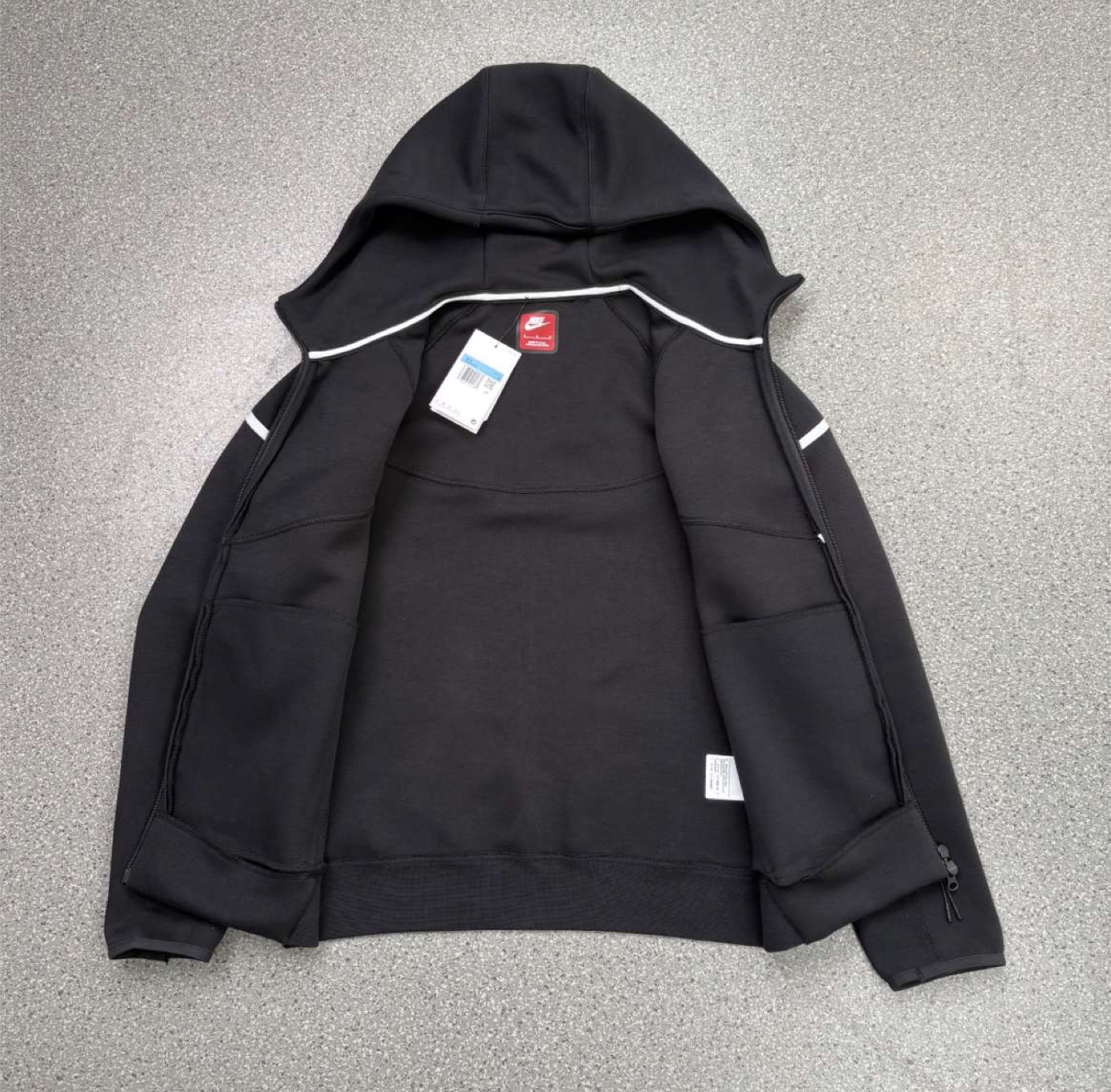 Reflective Nike Tech fleece. - photo 5