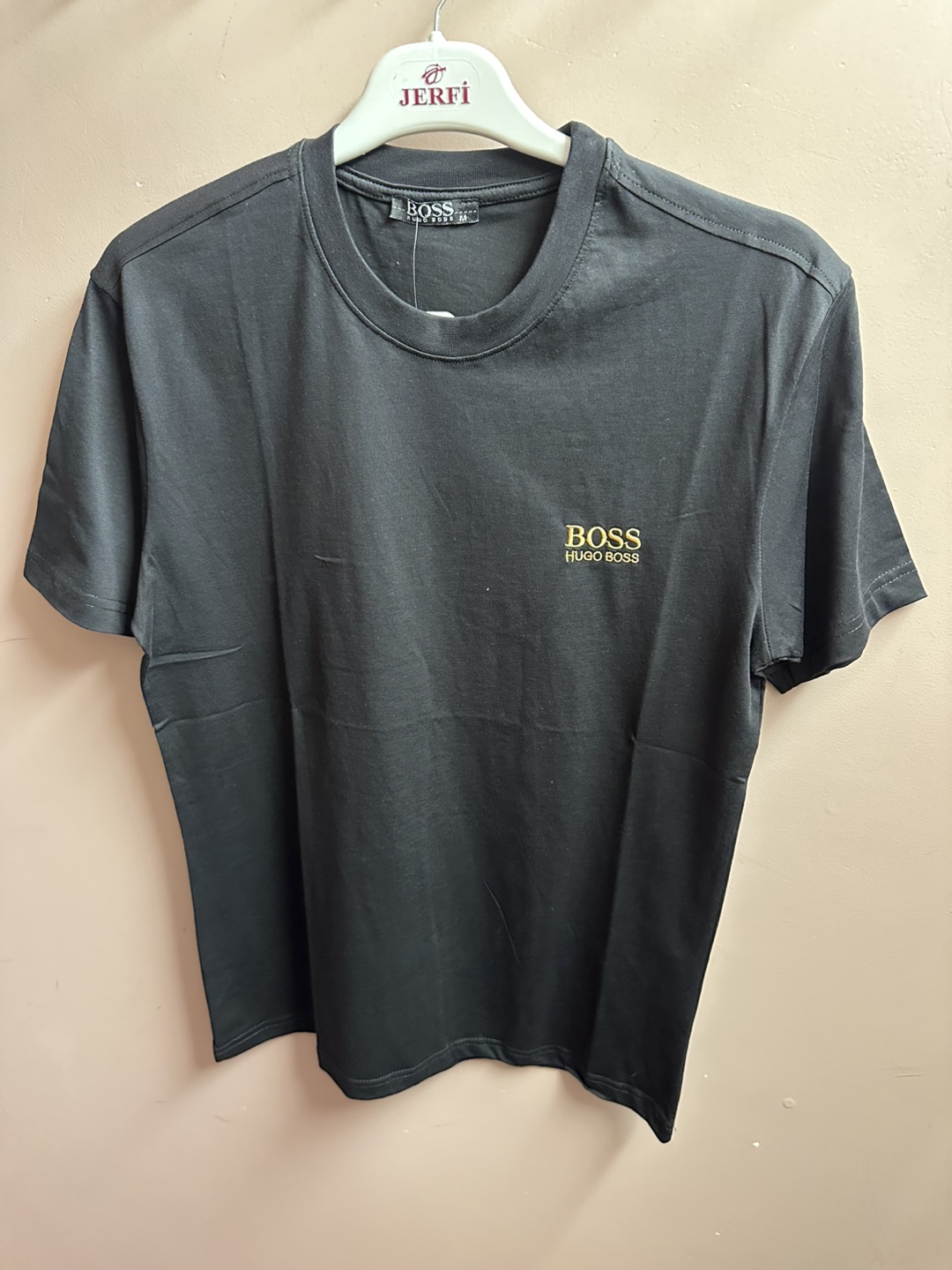 Hugo Boss Men's Black T-Shirt & Grey Shorts Set - photo 2