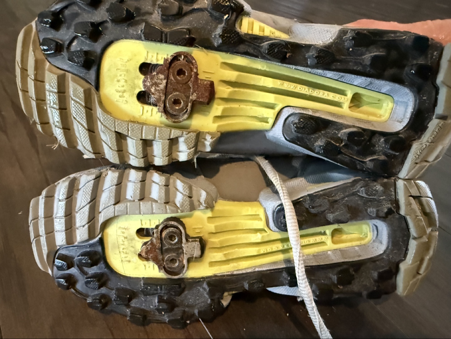 Used Shimano Cycling Shoes - photo 2