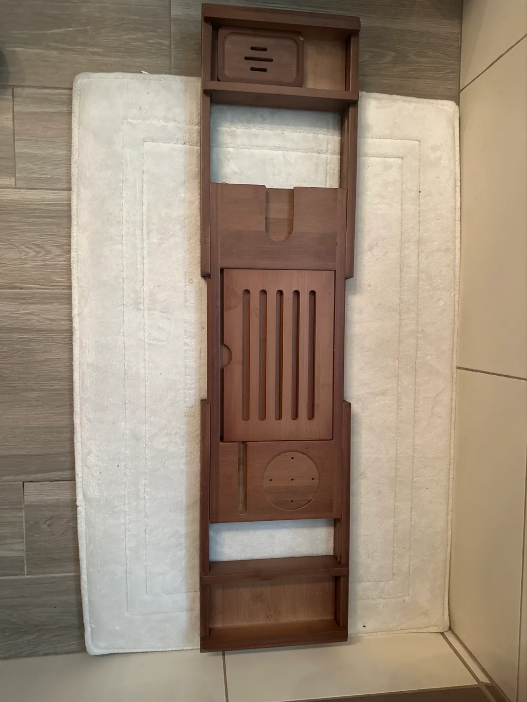 Bamboo bathtub caddy image indicator(3)