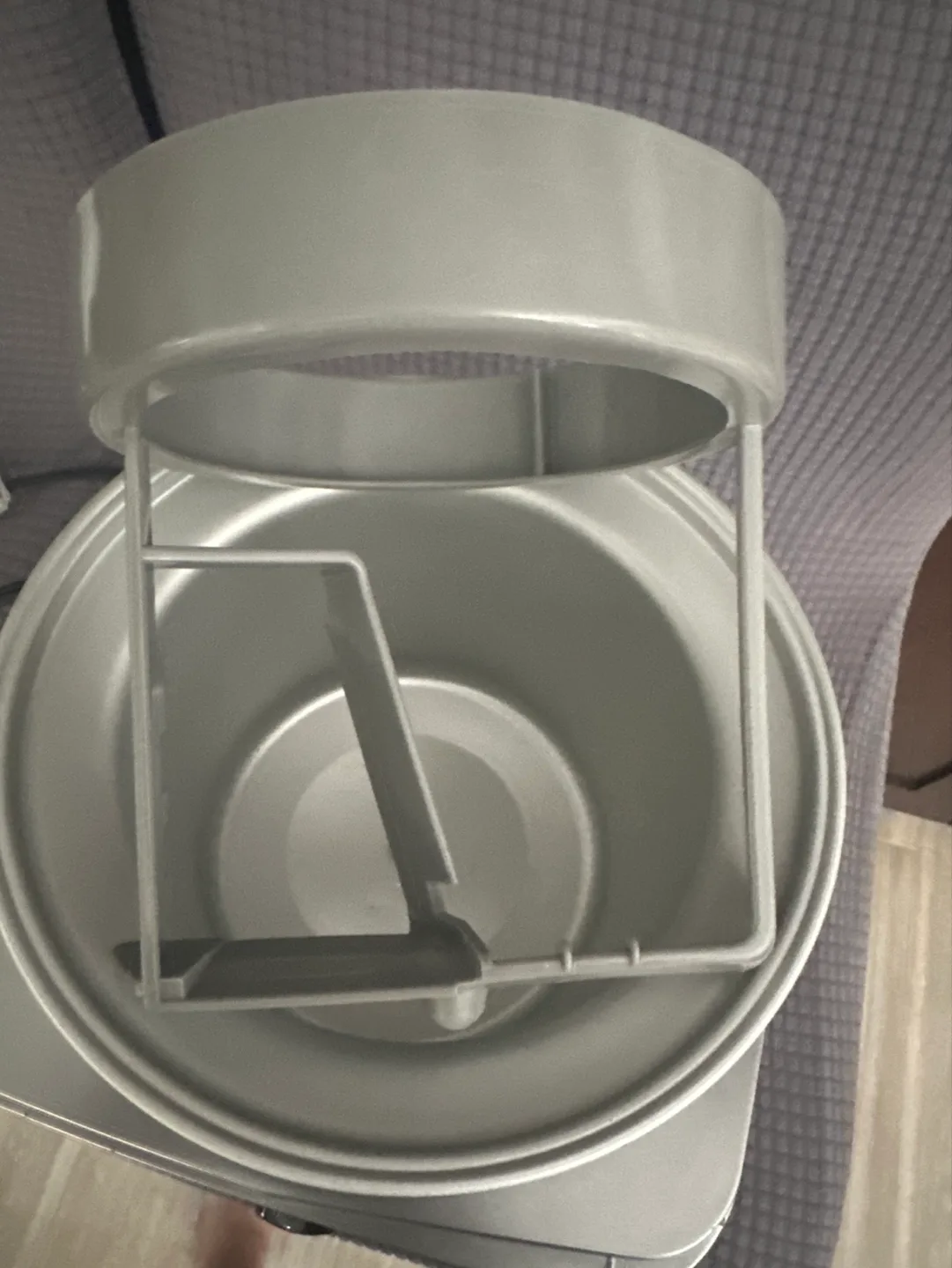 Cuisinart 2Qt Frozen Yogurt-Sorbet & Ice Cream Maker image indicator(4)