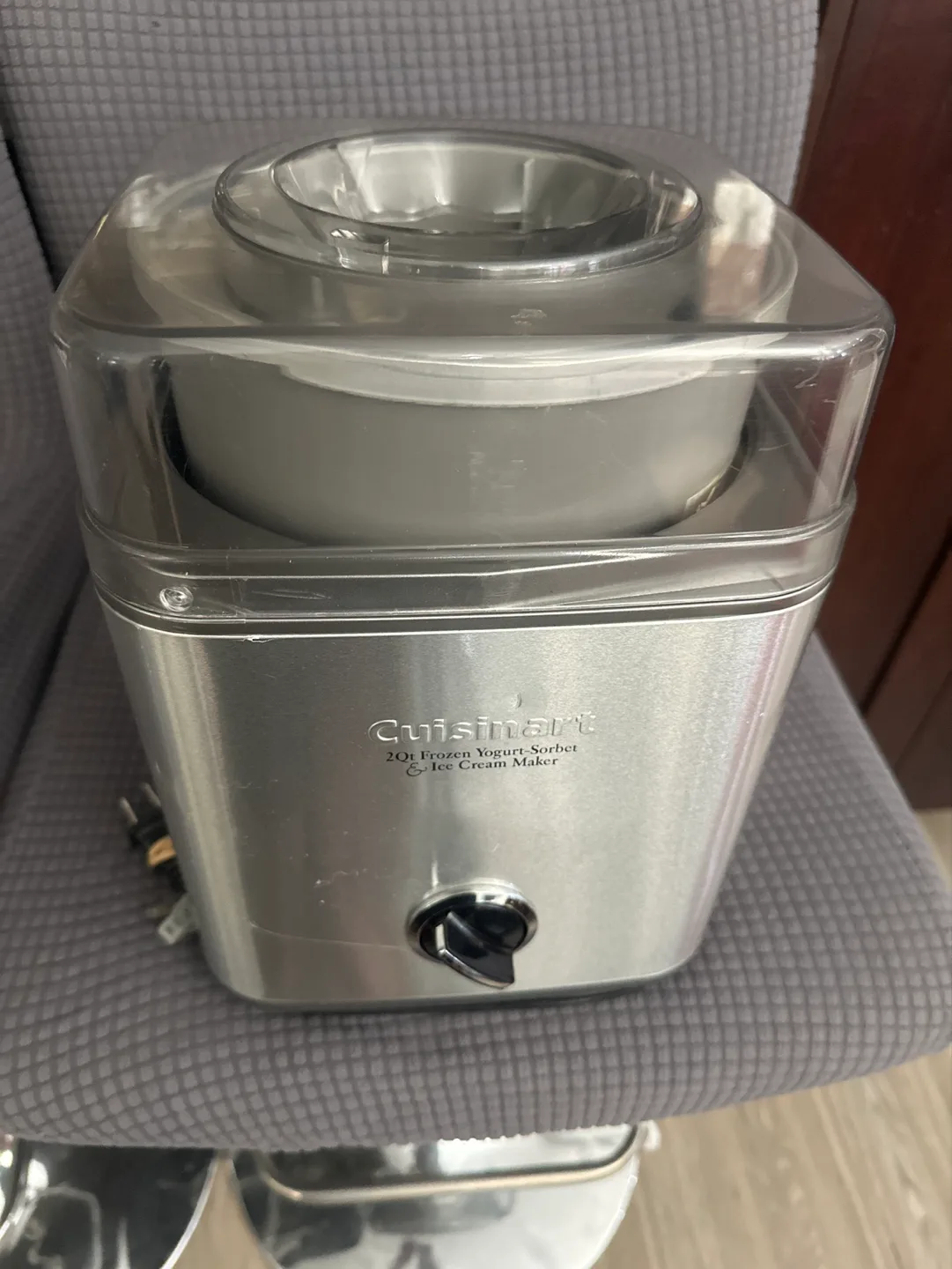 Cuisinart 2Qt Frozen Yogurt-Sorbet & Ice Cream Maker image indicator(5)