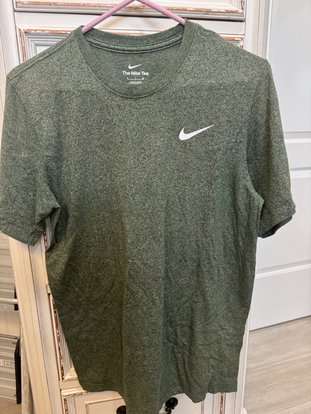 Nike Men's The Nike Tee - Olive Green - photo 4