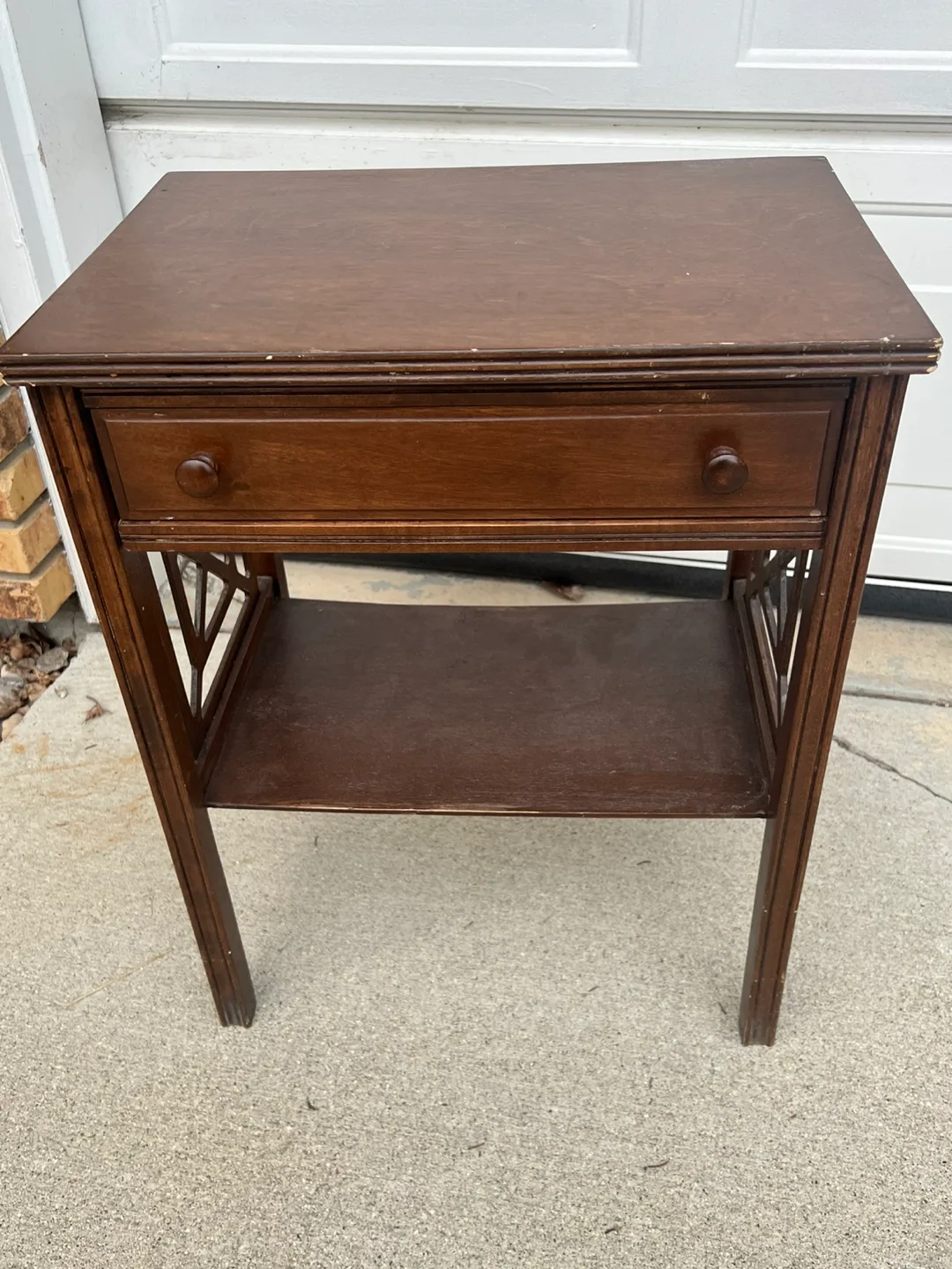 Vintage Wooden End Table with Drawer image indicator(3)